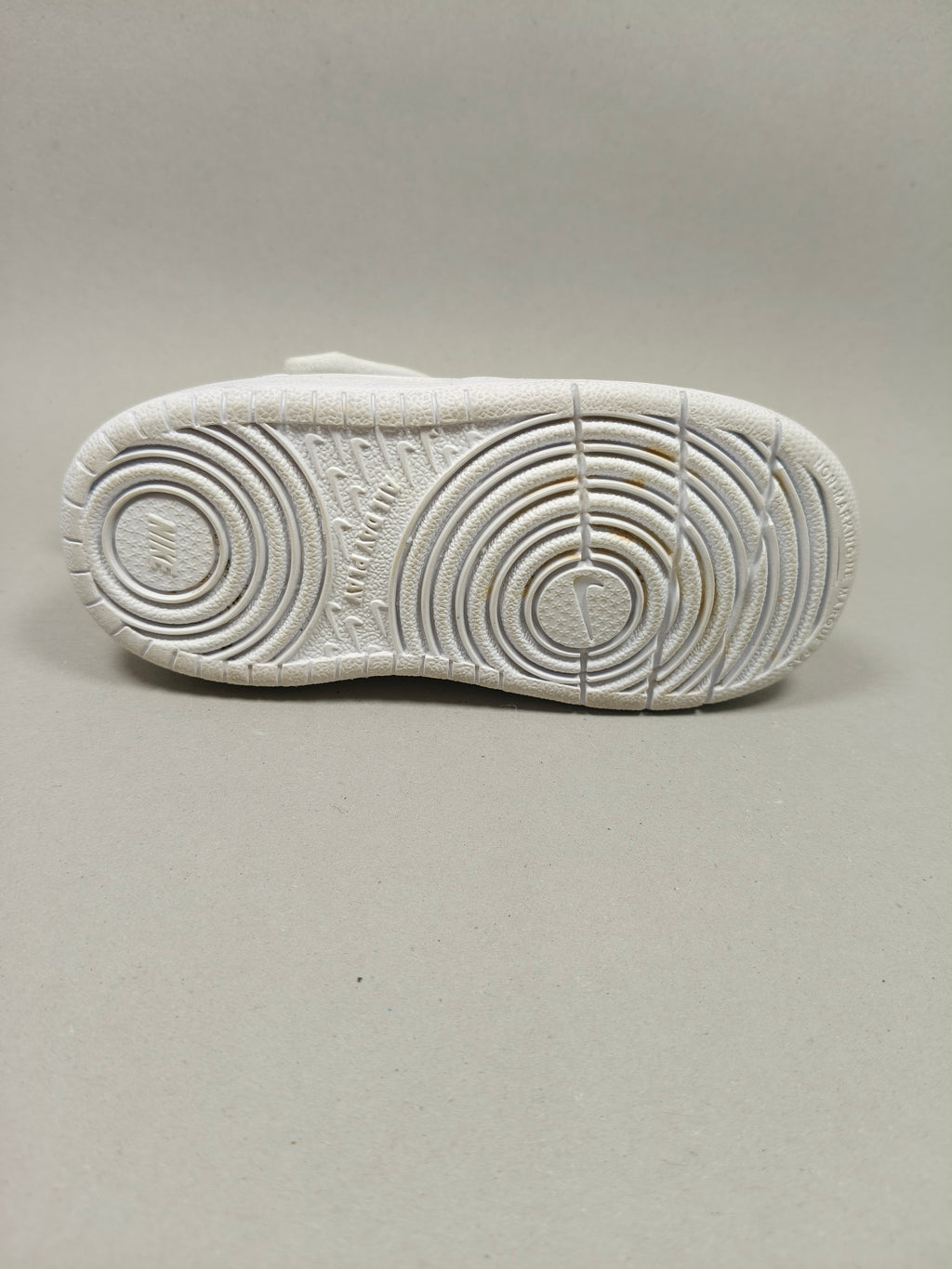 Nike Court Borough . Size : EUR  23 | Premium