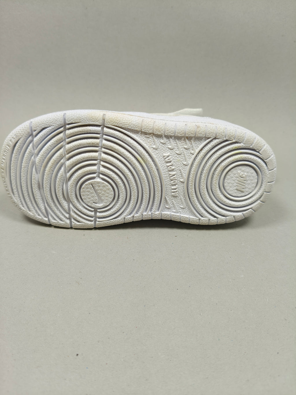 Nike Court Borough . Size : EUR  23 | Premium