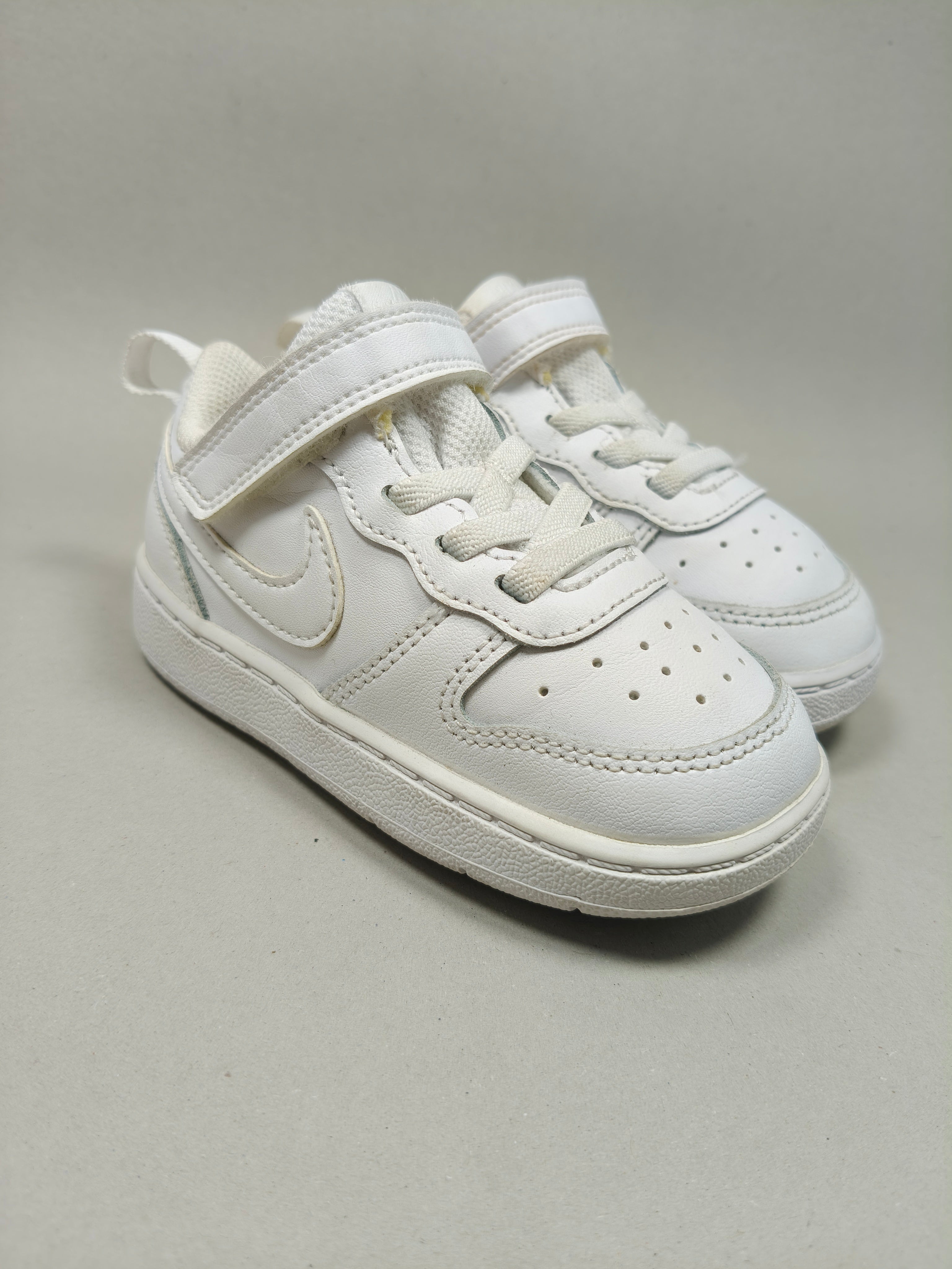 Nike Court Borough . Size : EUR  23 | Premium