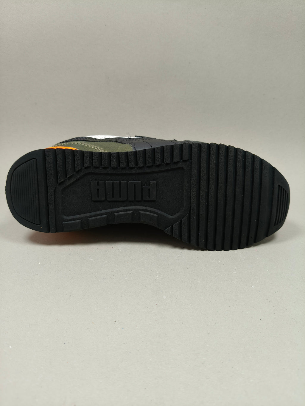 Puma R78 Toddler . Size : EUR  33 | Premium