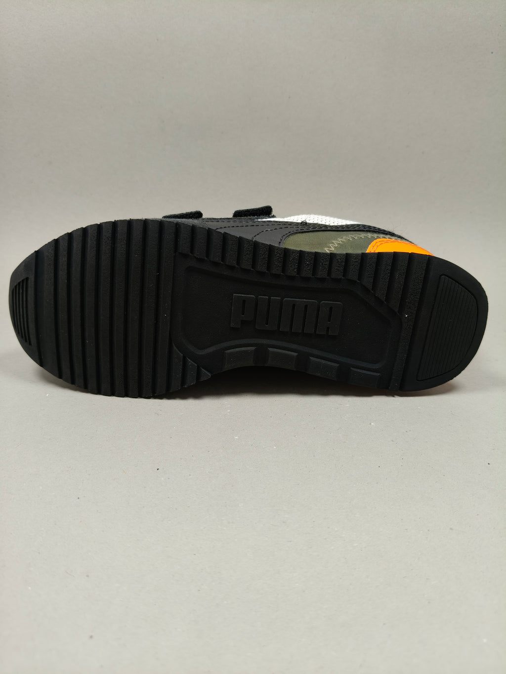 Puma R78 Toddler . Size : EUR  33 | Premium