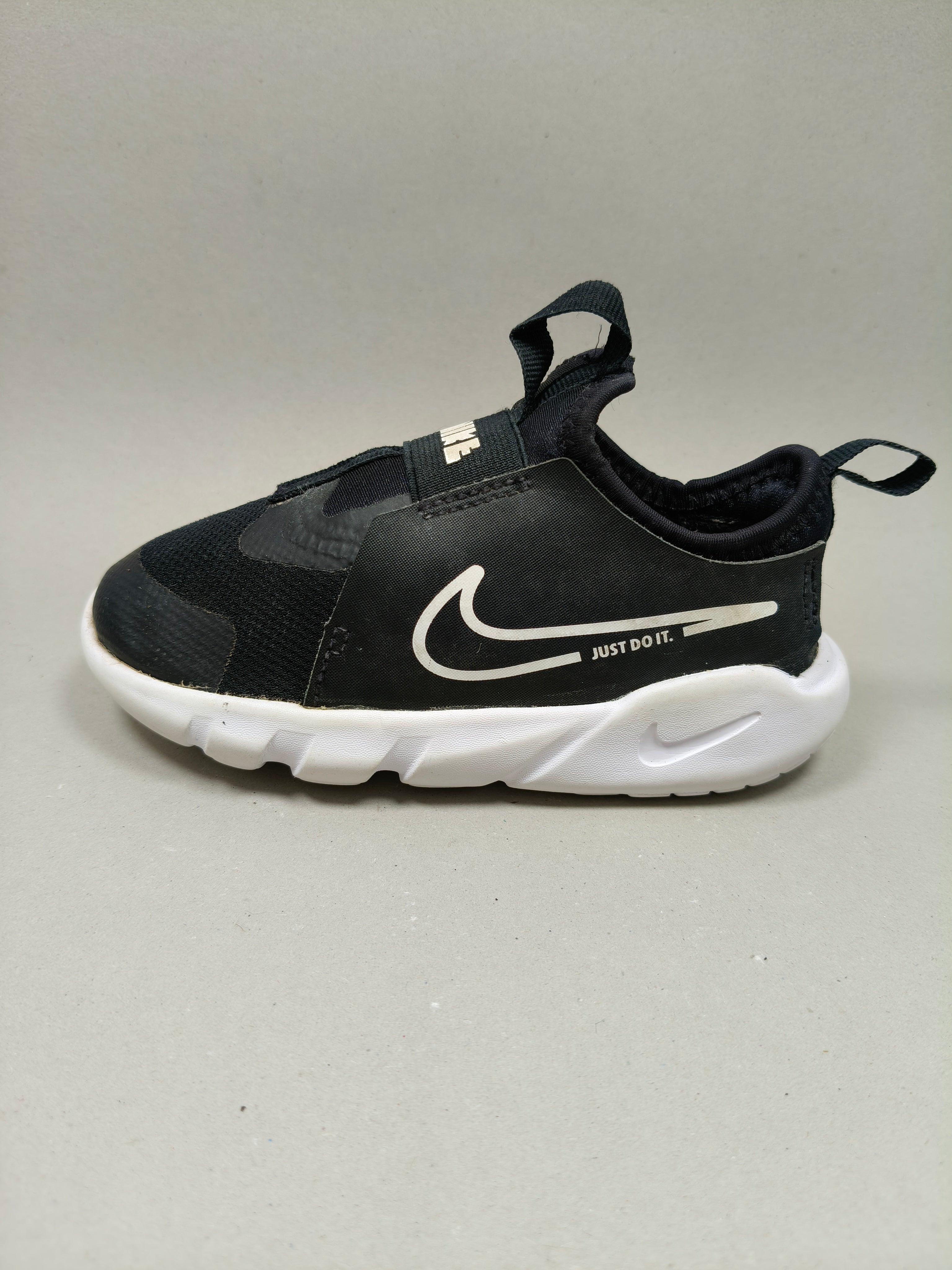 Nike Flex Runner 2 . Size : EUR  26 | Excellent