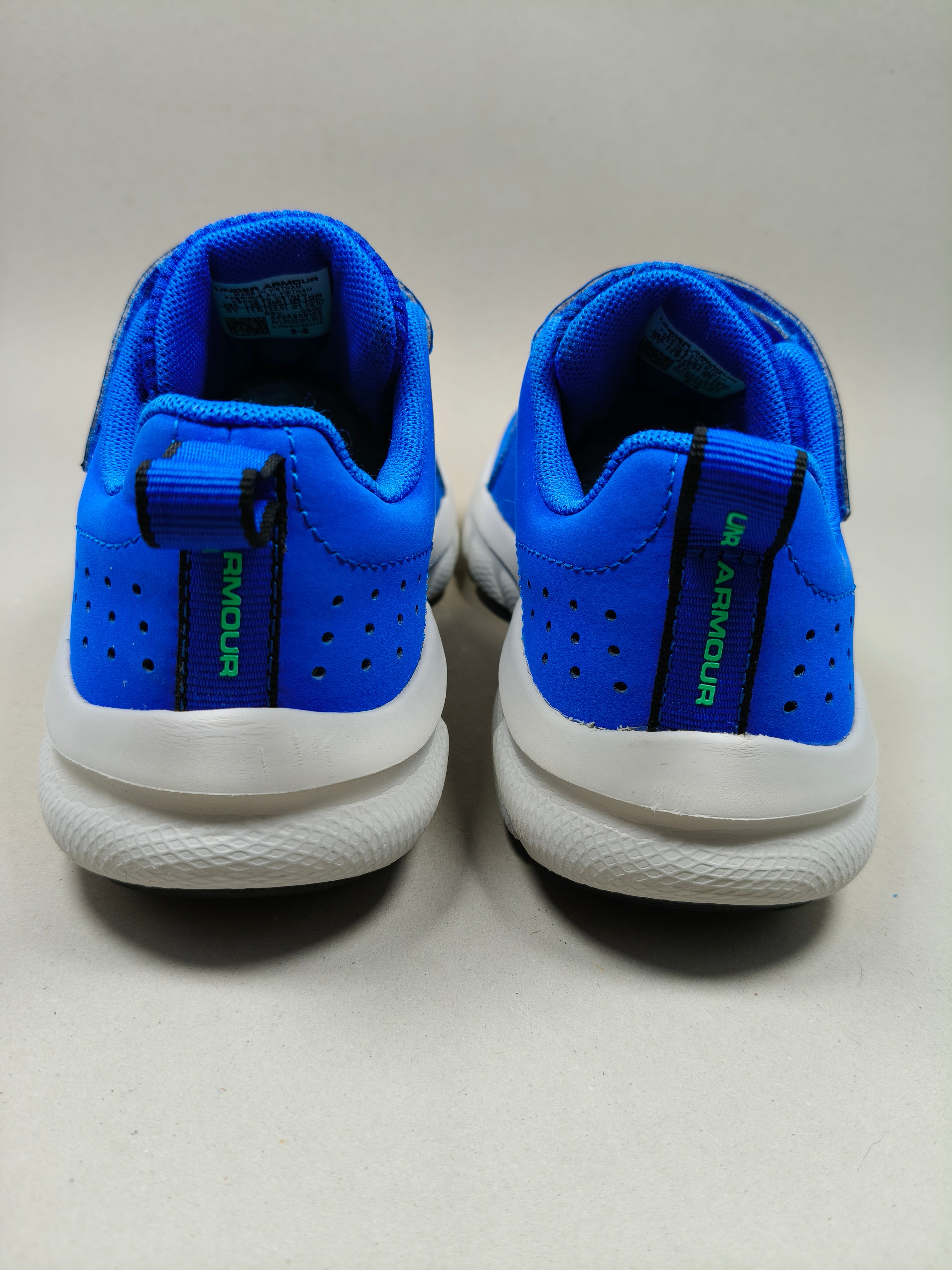 Under Armour Asert . Size : EUR  33 | Premium