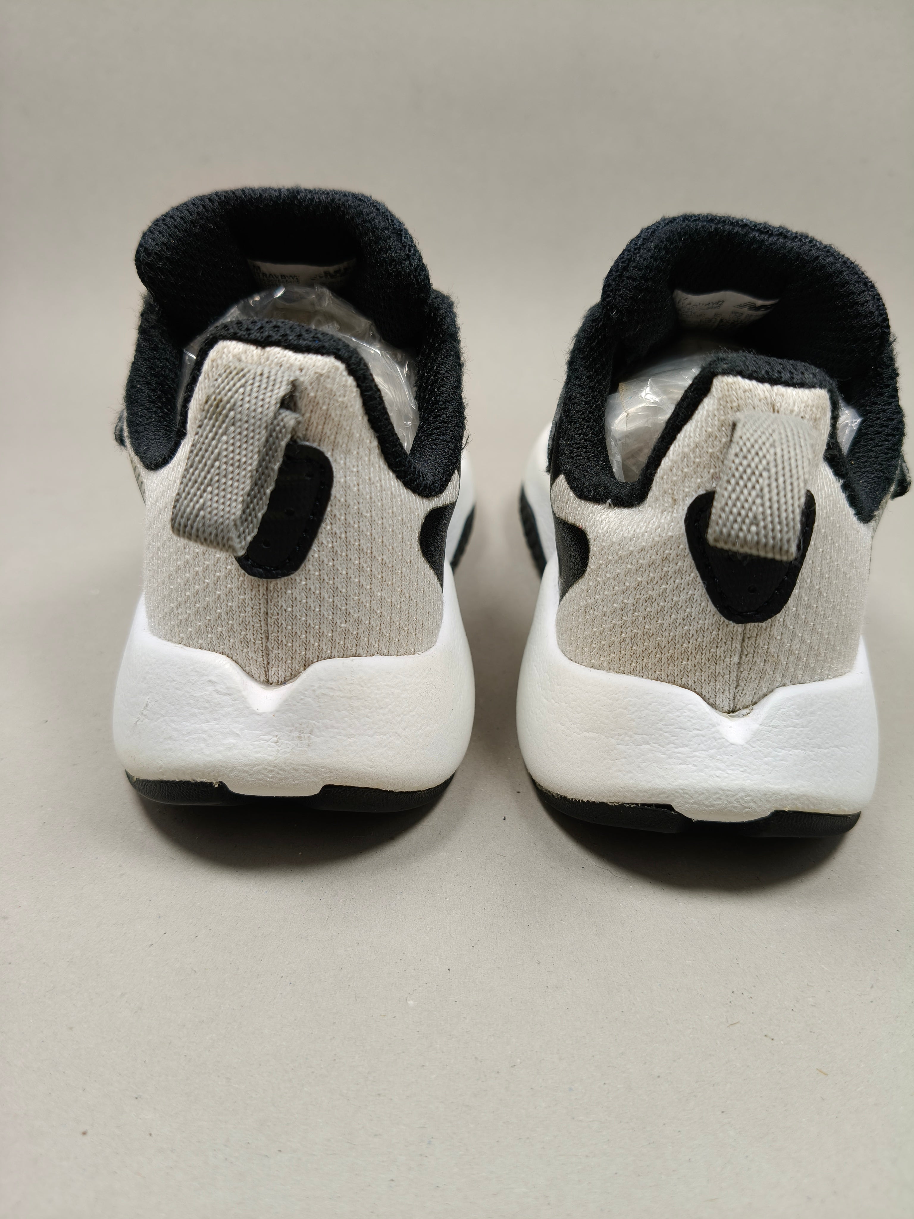 New Balance infant Rave . Size : EUR  26 | Excellent