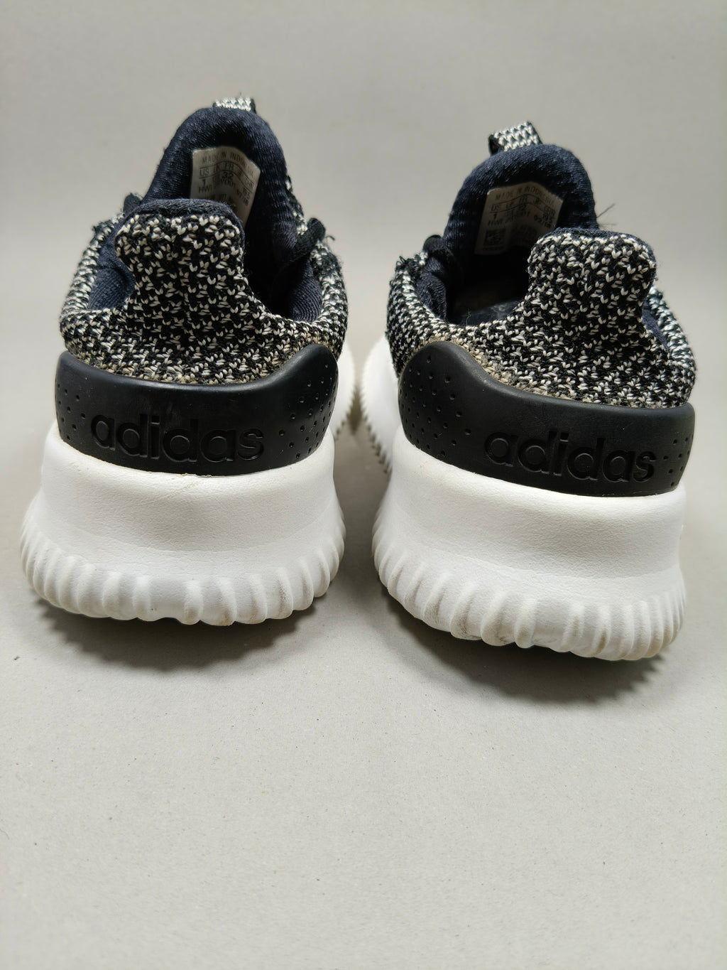 Adidas Cloud Foam . Size : EUR  32 | Excellent+