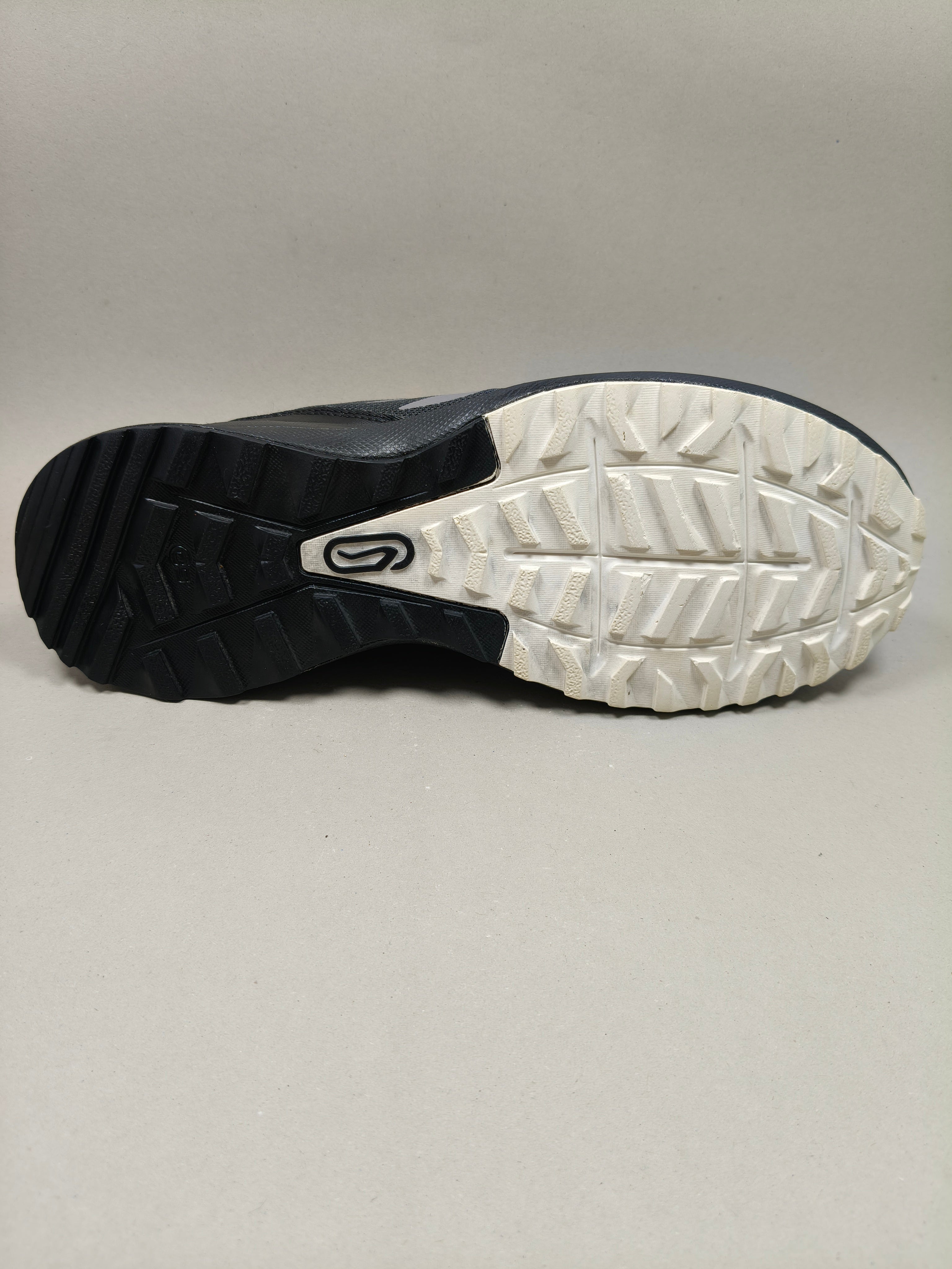 Kelenji Mens Active . Size : EUR  43 | Premium