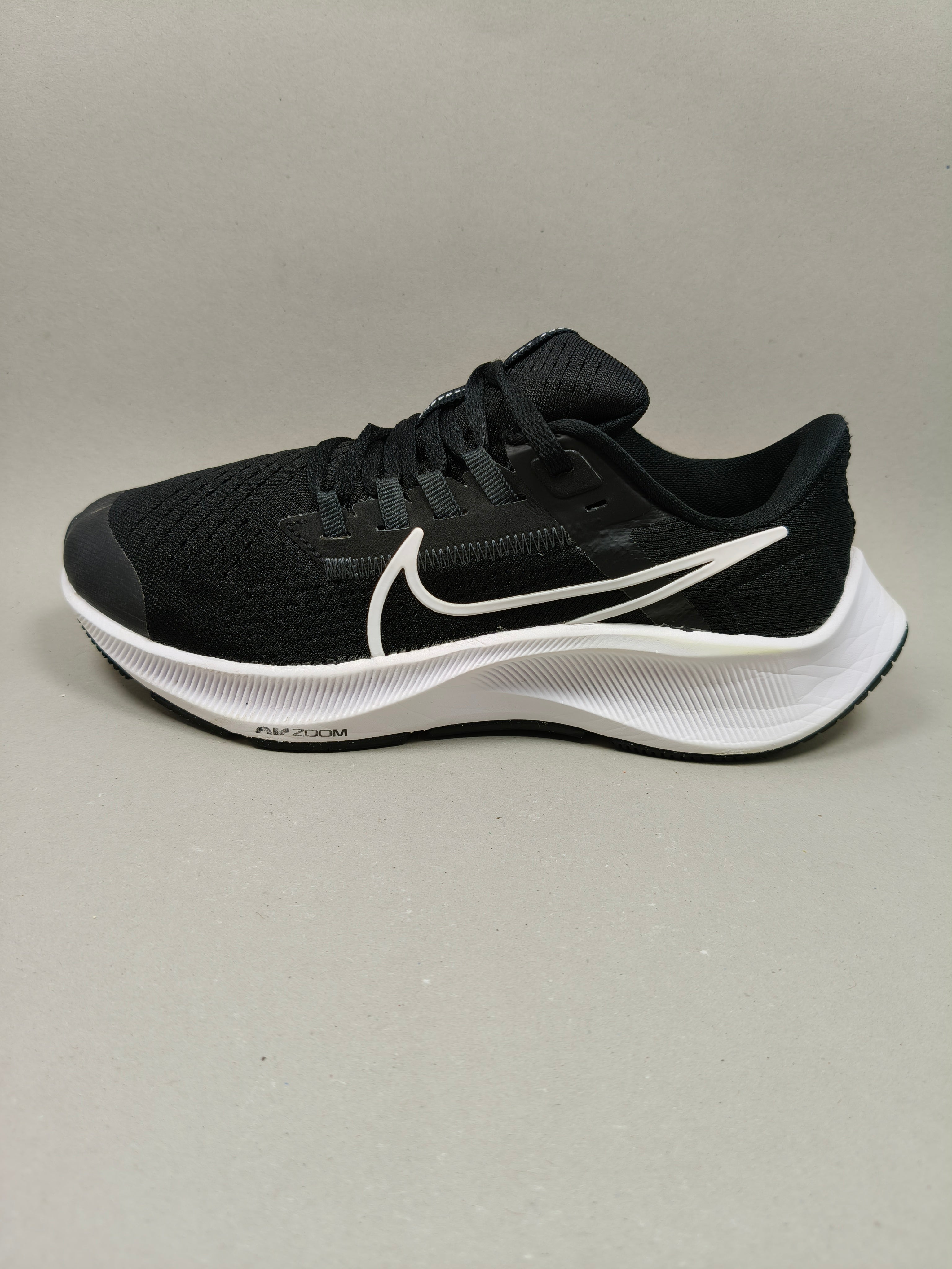 Nike Zoom Pegasus 38 . Size : EUR  34 | Excellent+