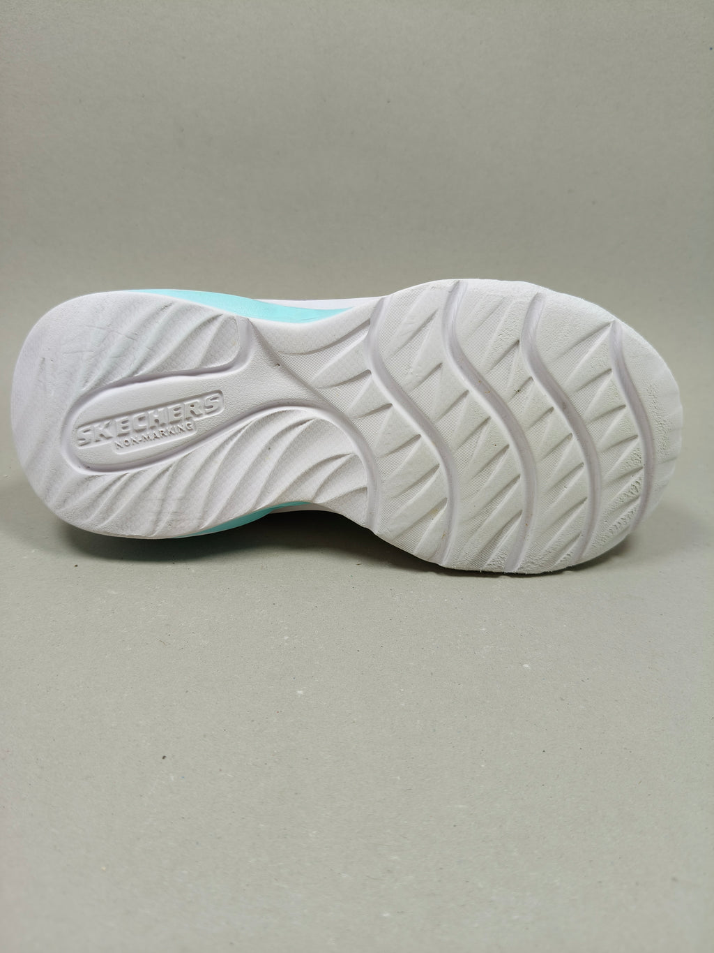 Skechers Coast Line . Size : EUR  27 | Excellent+