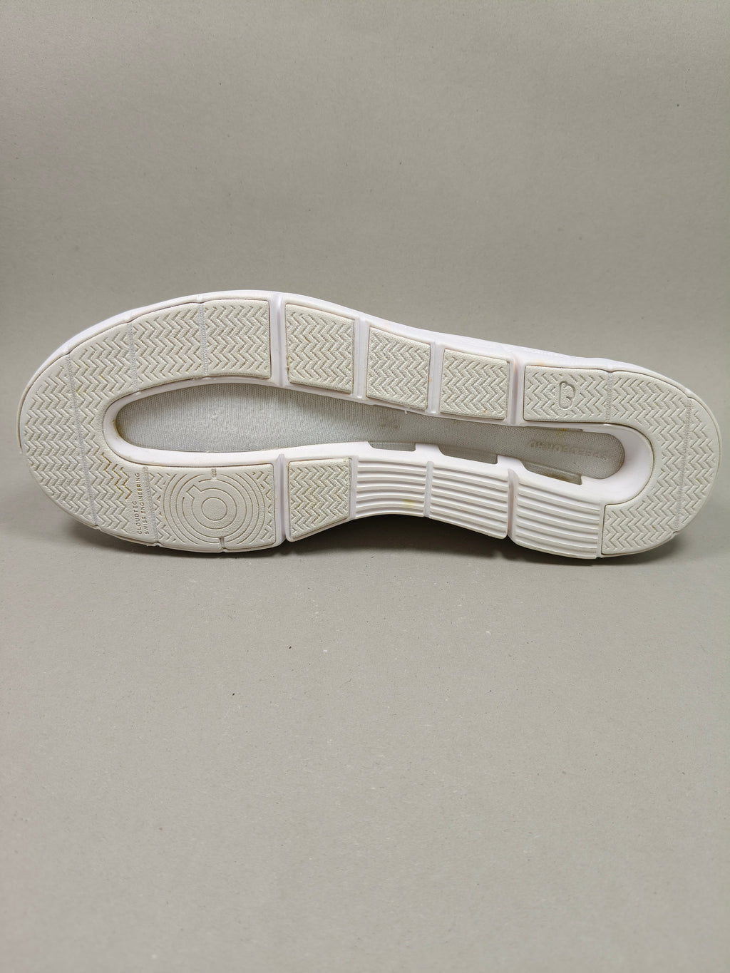 QC On The Roger . Size : EUR  39 | Premium