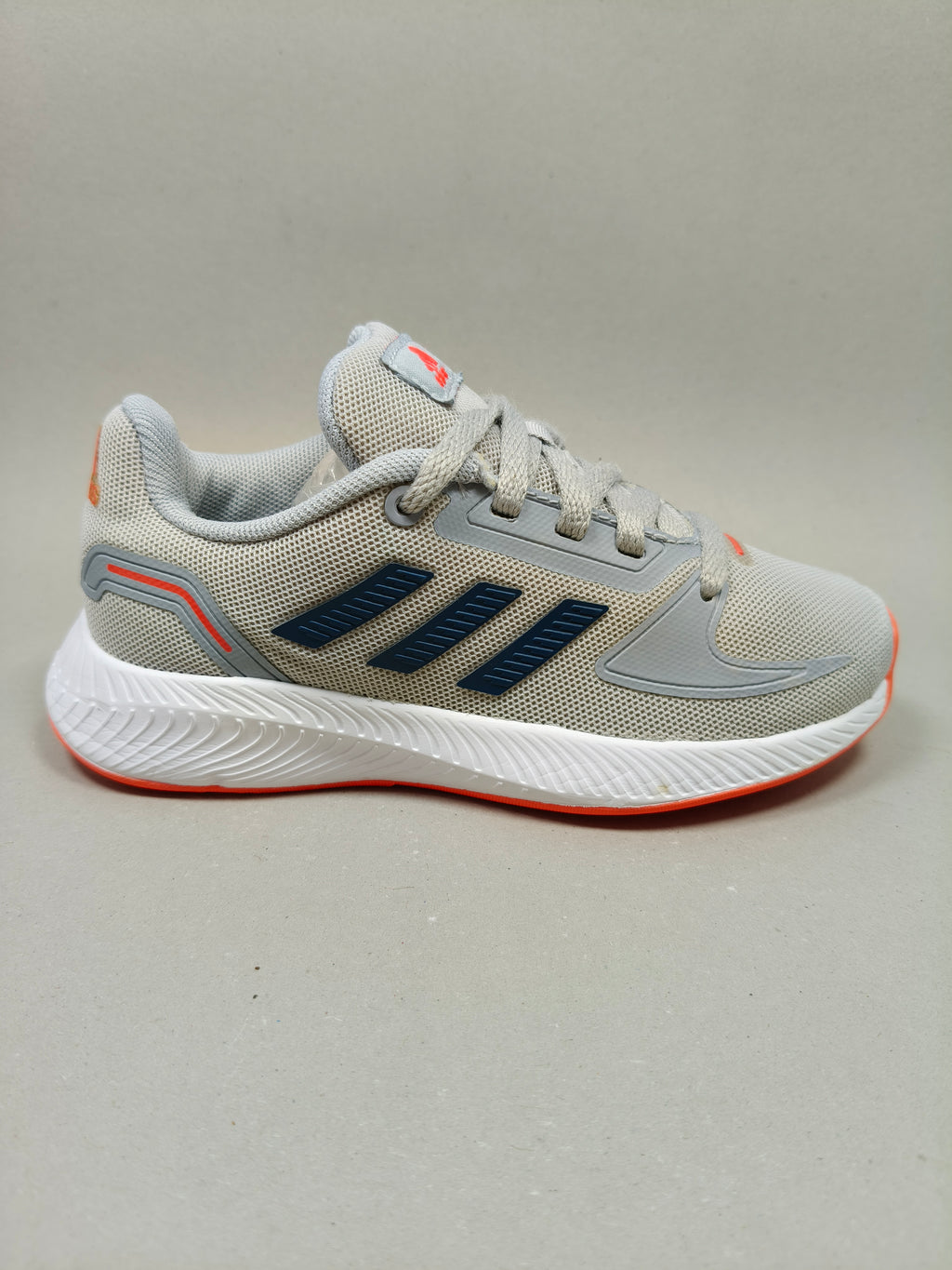 Adidas Run Falcon. Size : EUR  28 | Premium