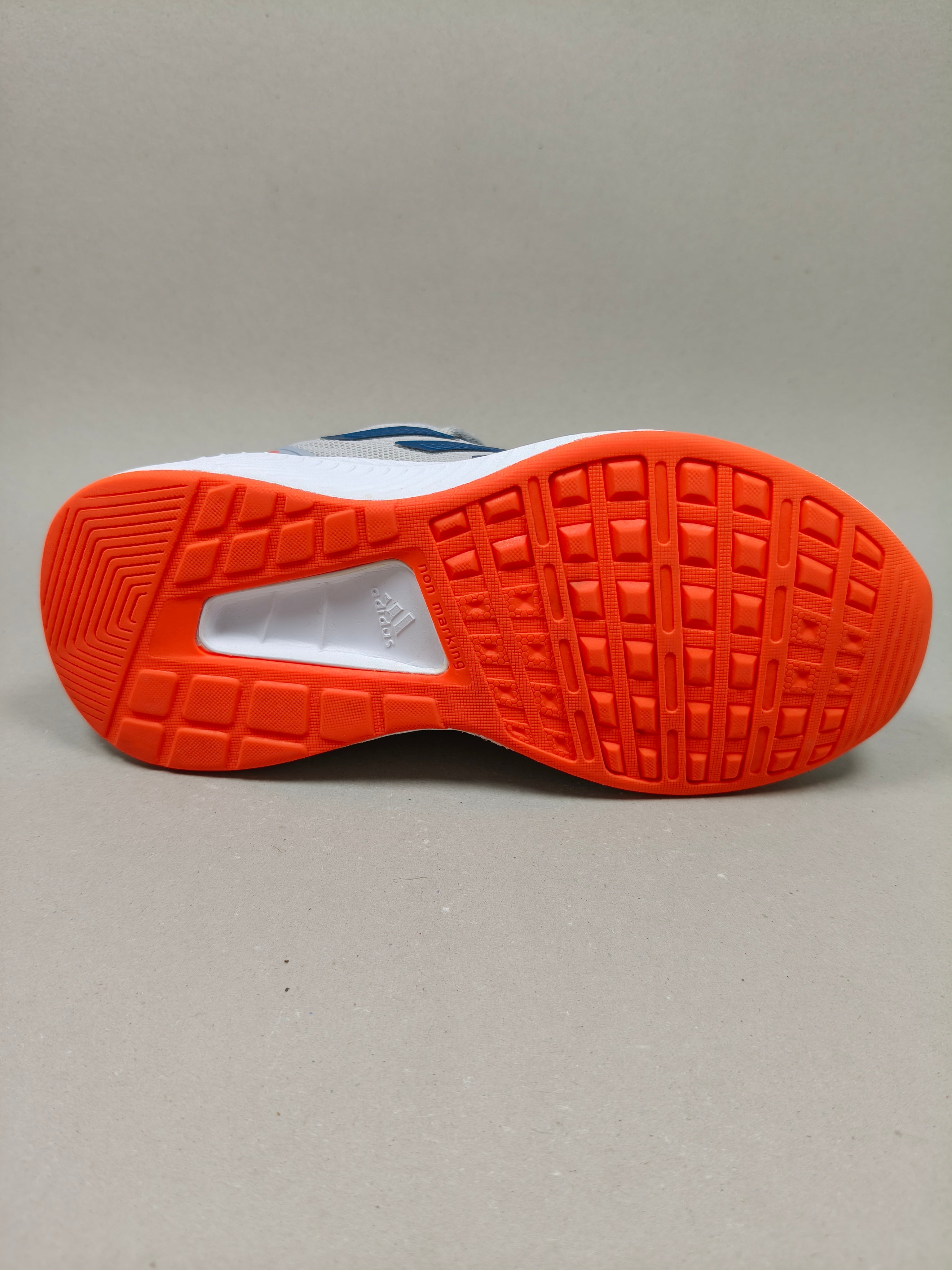 Adidas Run Falcon. Size : EUR  28 | Premium