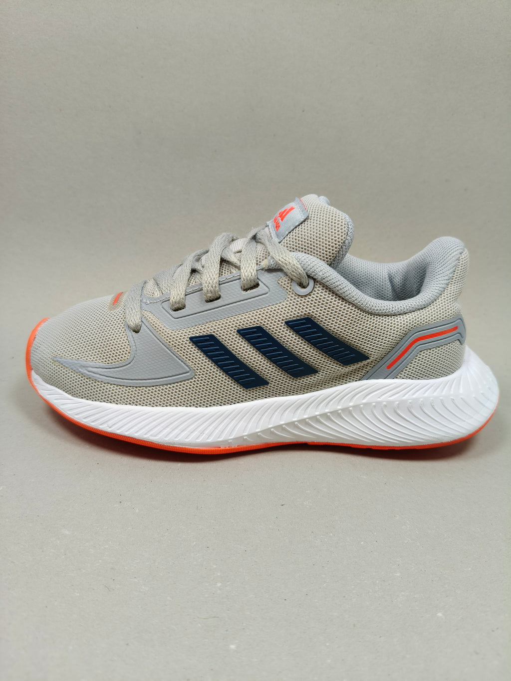 Adidas Run Falcon. Size : EUR  28 | Premium