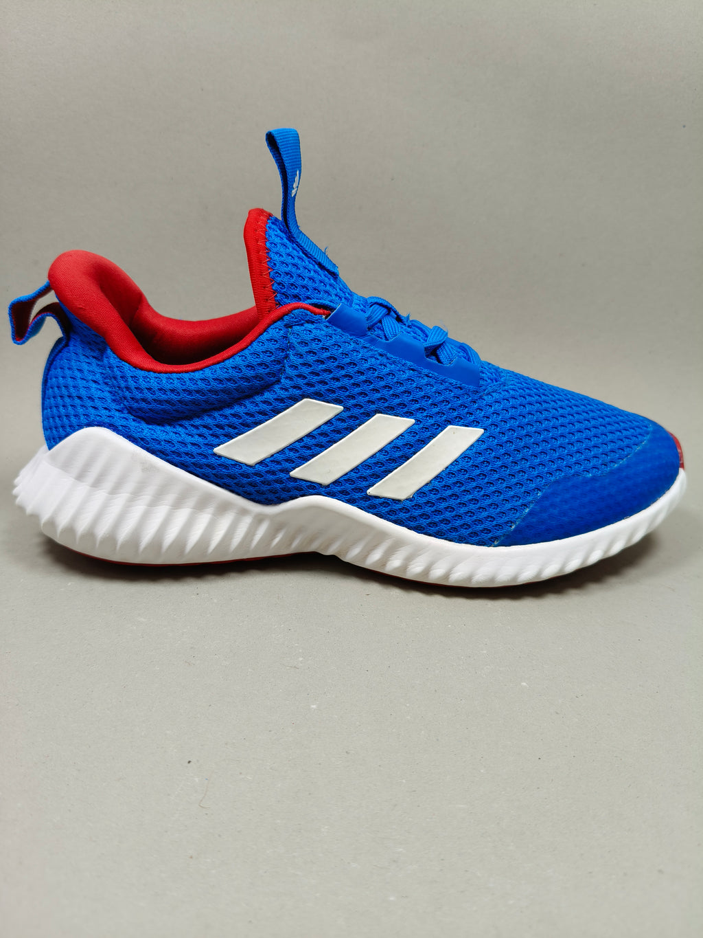 Adidas Forta Run . Size  : EUR  35 | Premium