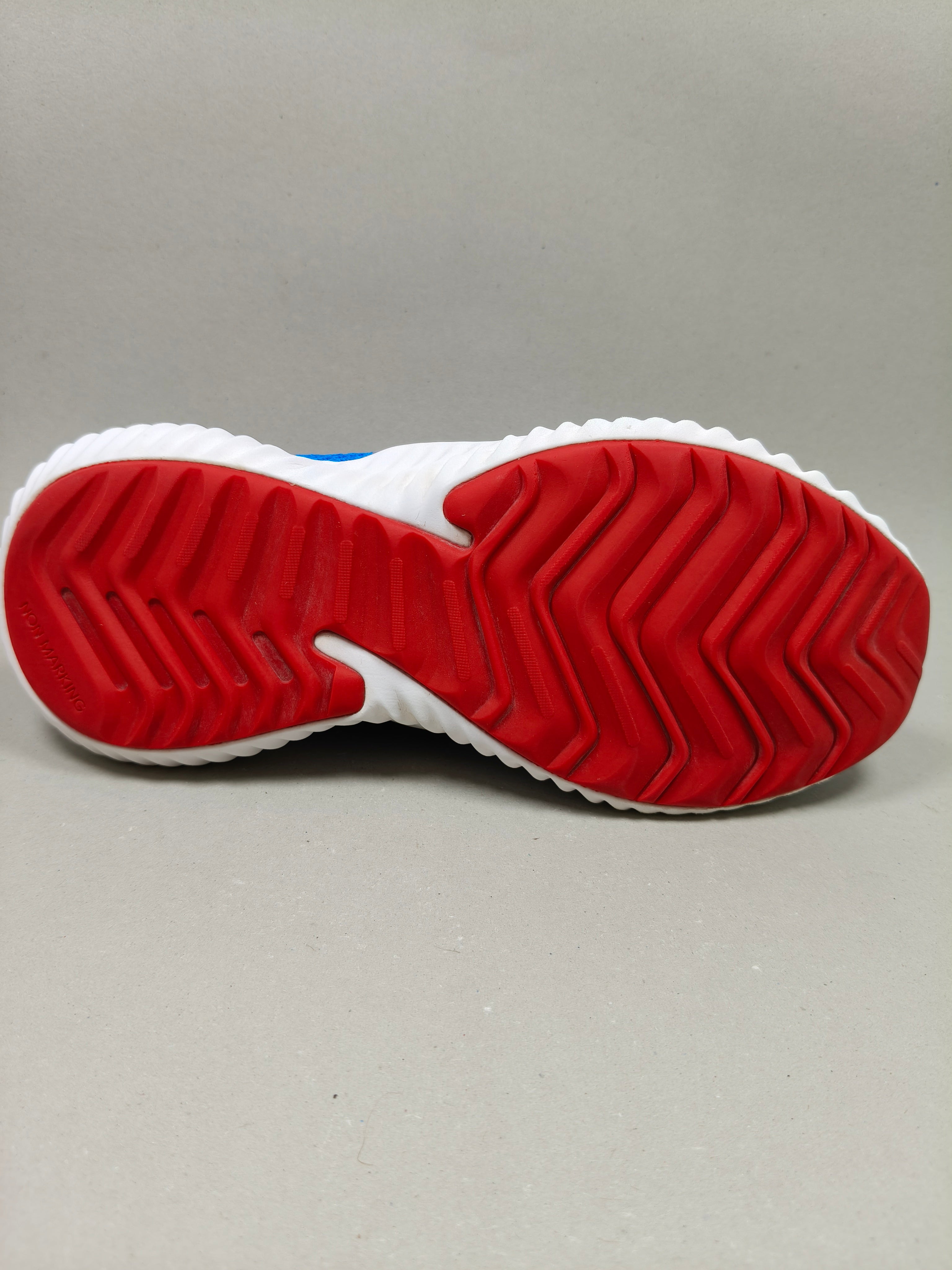 Adidas Forta Run . Size  : EUR  35 | Premium