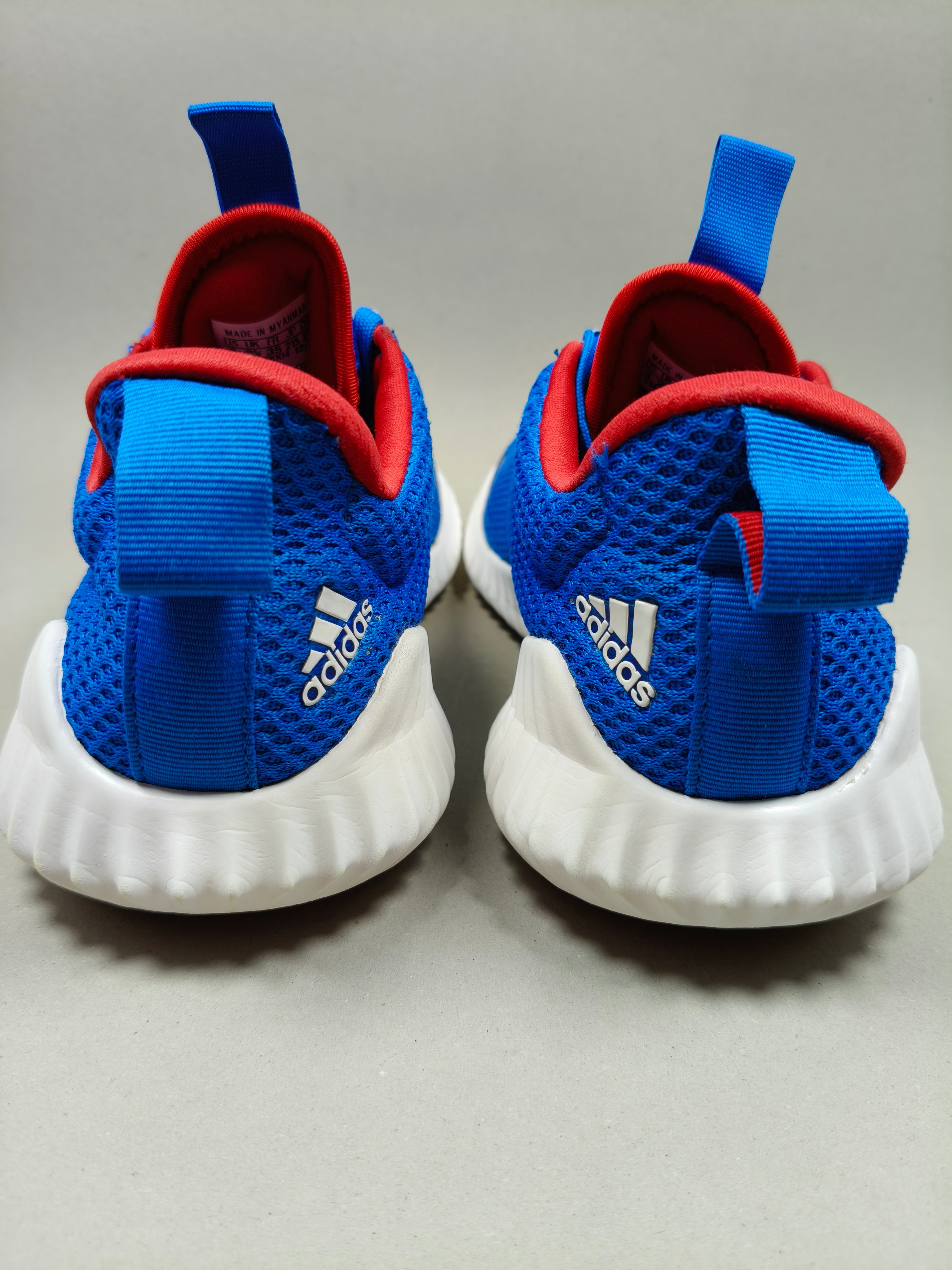 Adidas Forta Run . Size  : EUR  35 | Premium