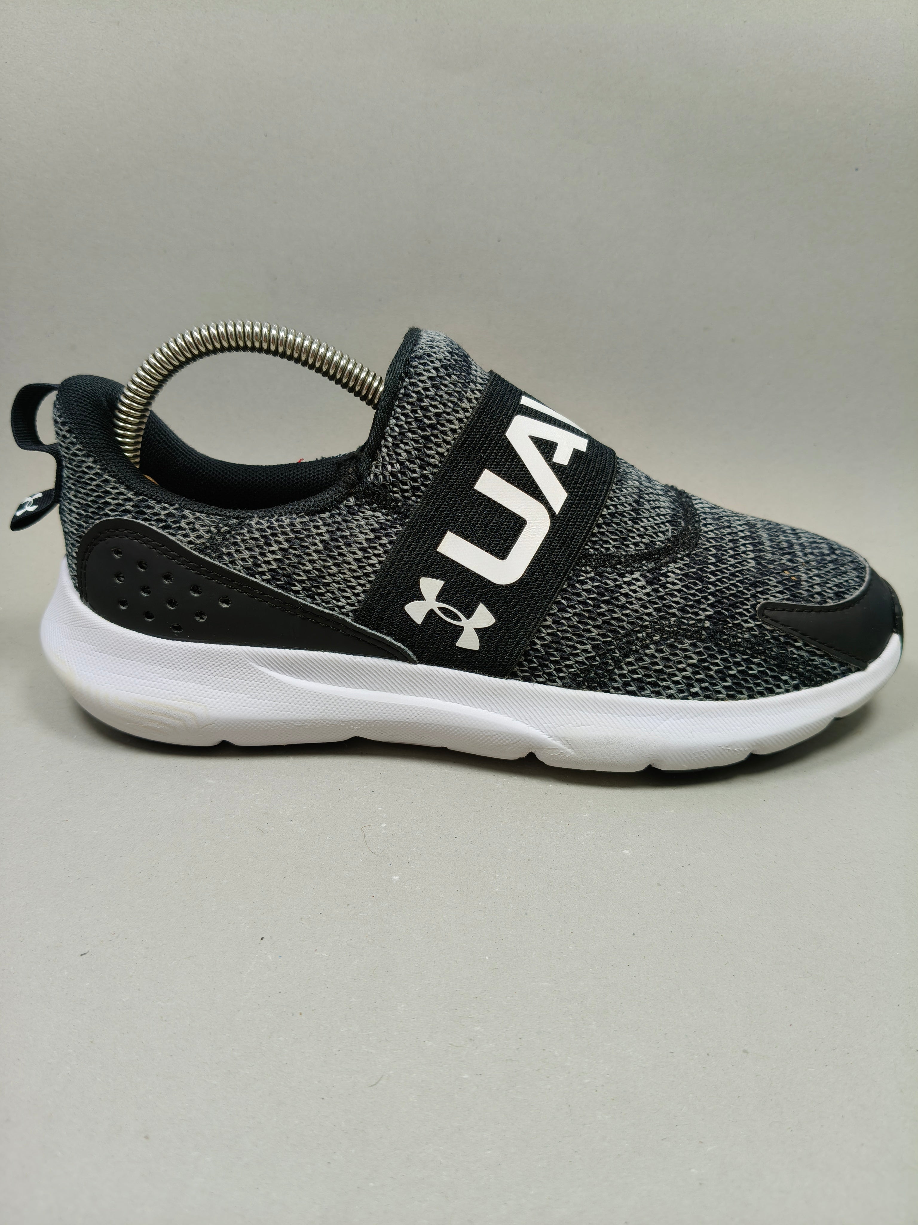 Under Armour Surge . Size  : EUR  39 | Excellent