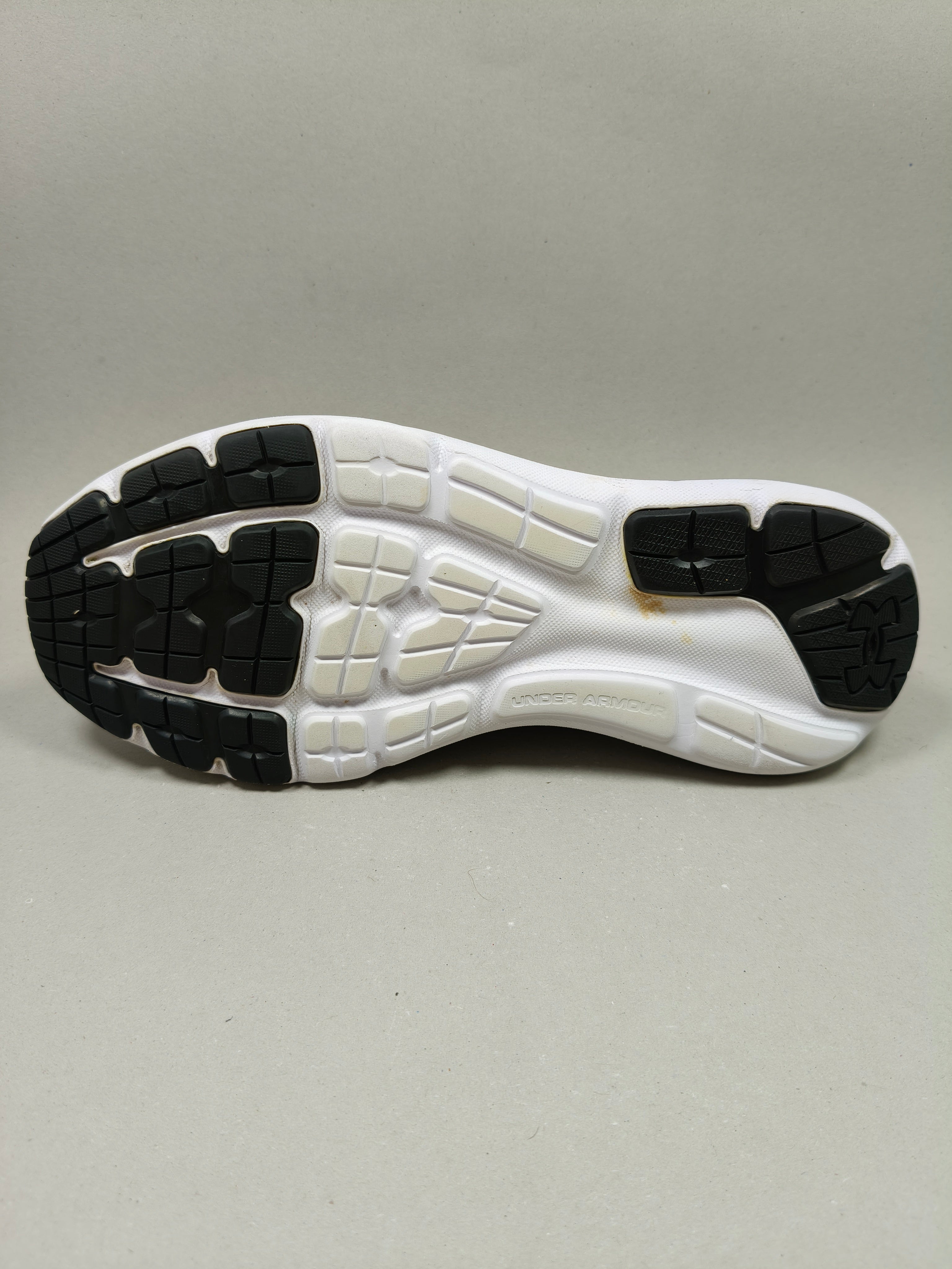 Under Armour Surge . Size  : EUR  39 | Excellent