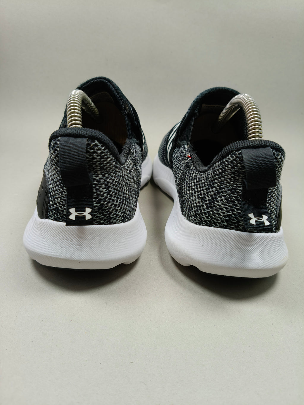 Under Armour Surge . Size  : EUR  39 | Excellent