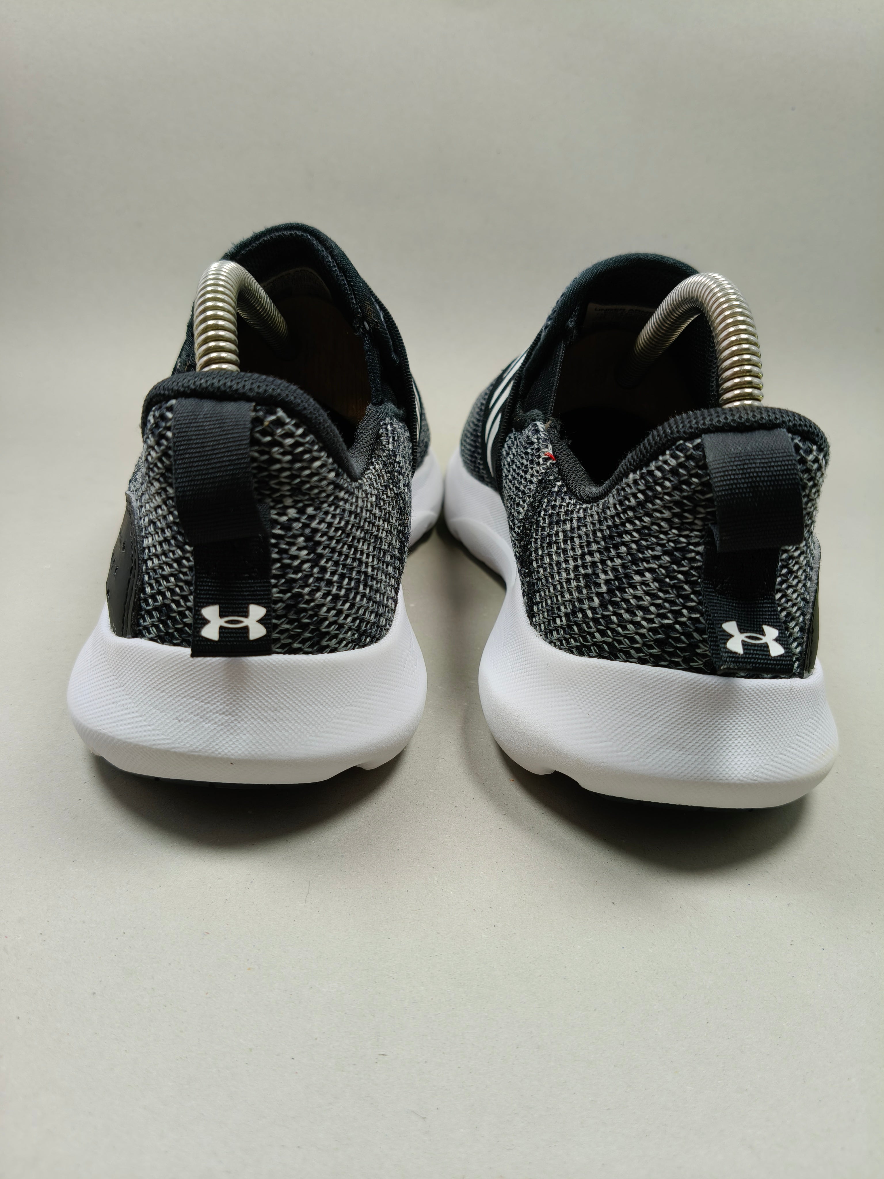 Under Armour Surge . Size  : EUR  39 | Excellent