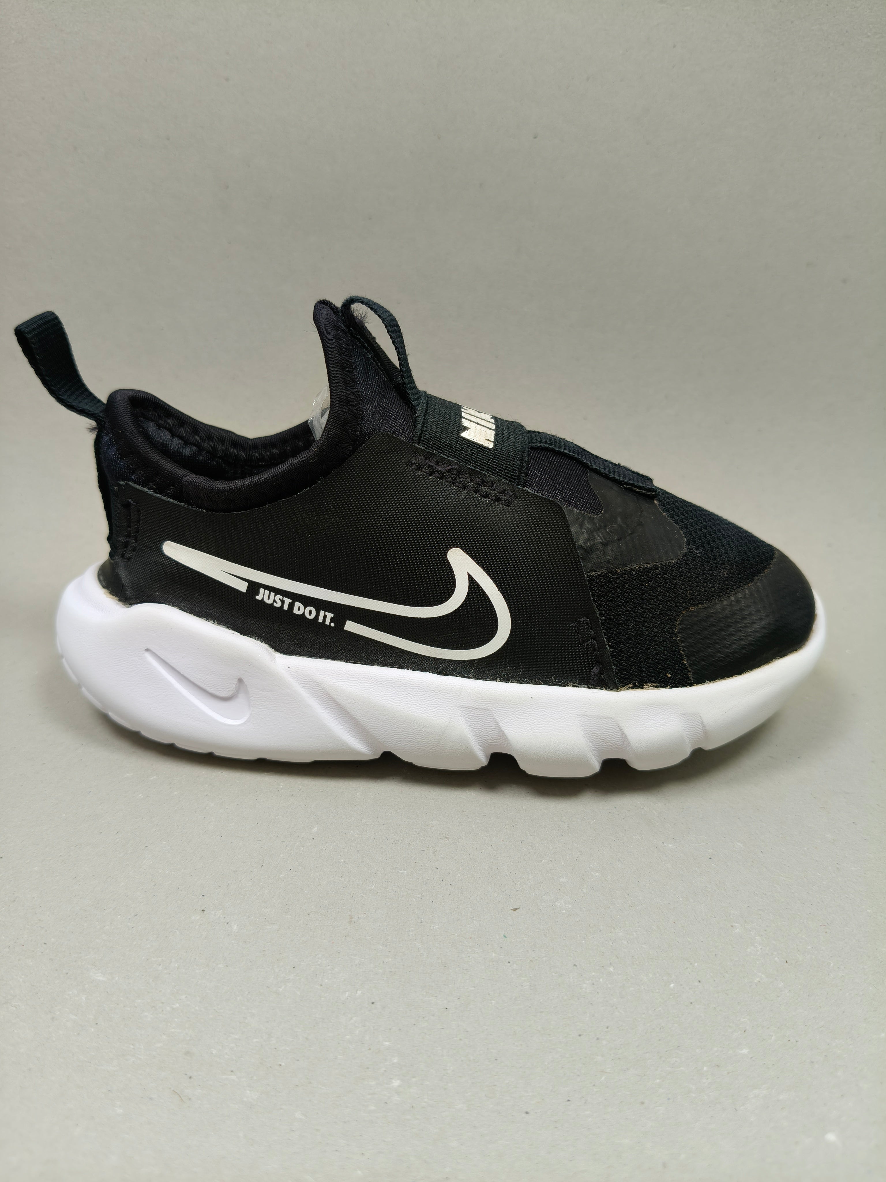 Nike Flex Runner 2 . Size : EUR  26 | Excellent