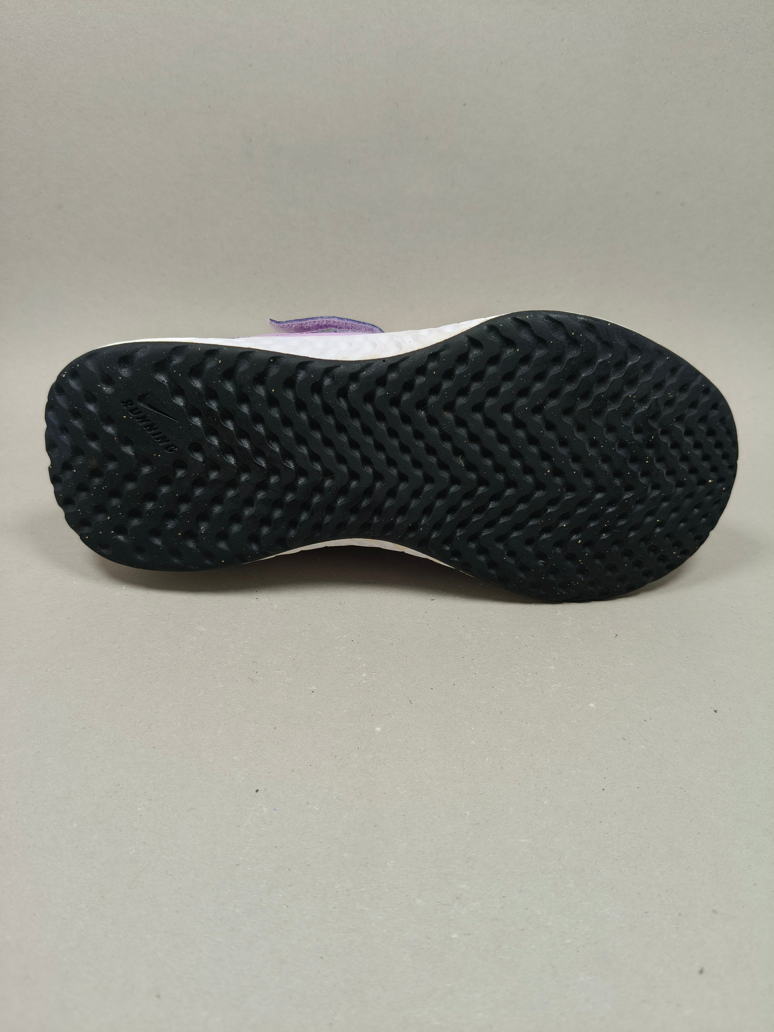 Nike Revolution . Size : EUR  30 | Excellent+