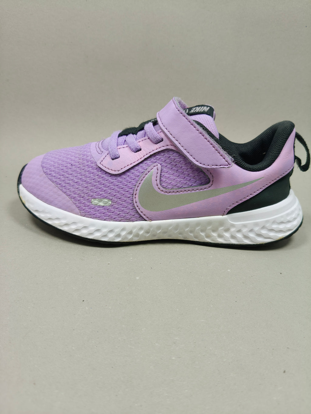 Nike Revolution . Size : EUR  30 | Excellent+