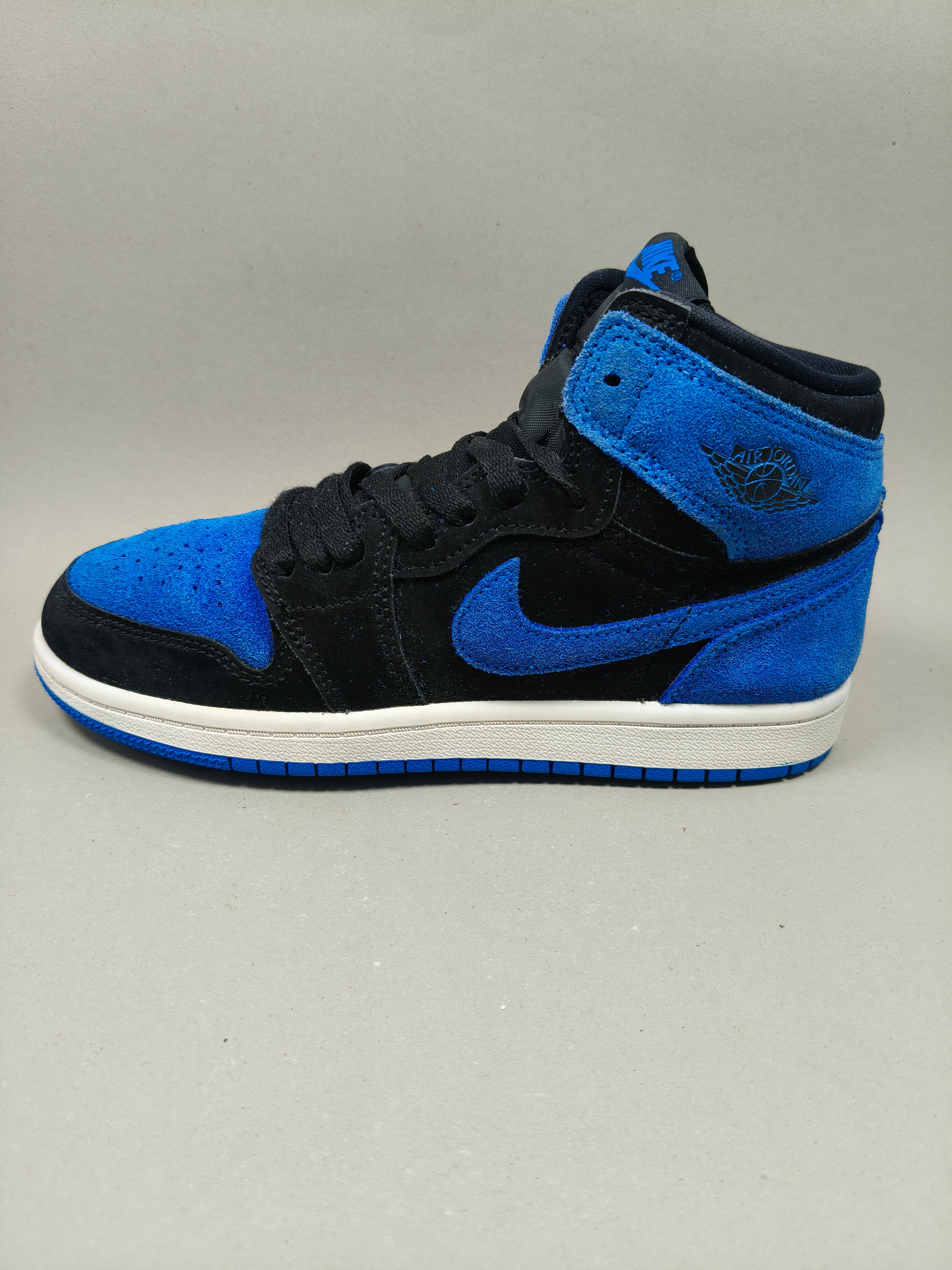 Nike Air Jordan . Size : EUR  35 | Premium