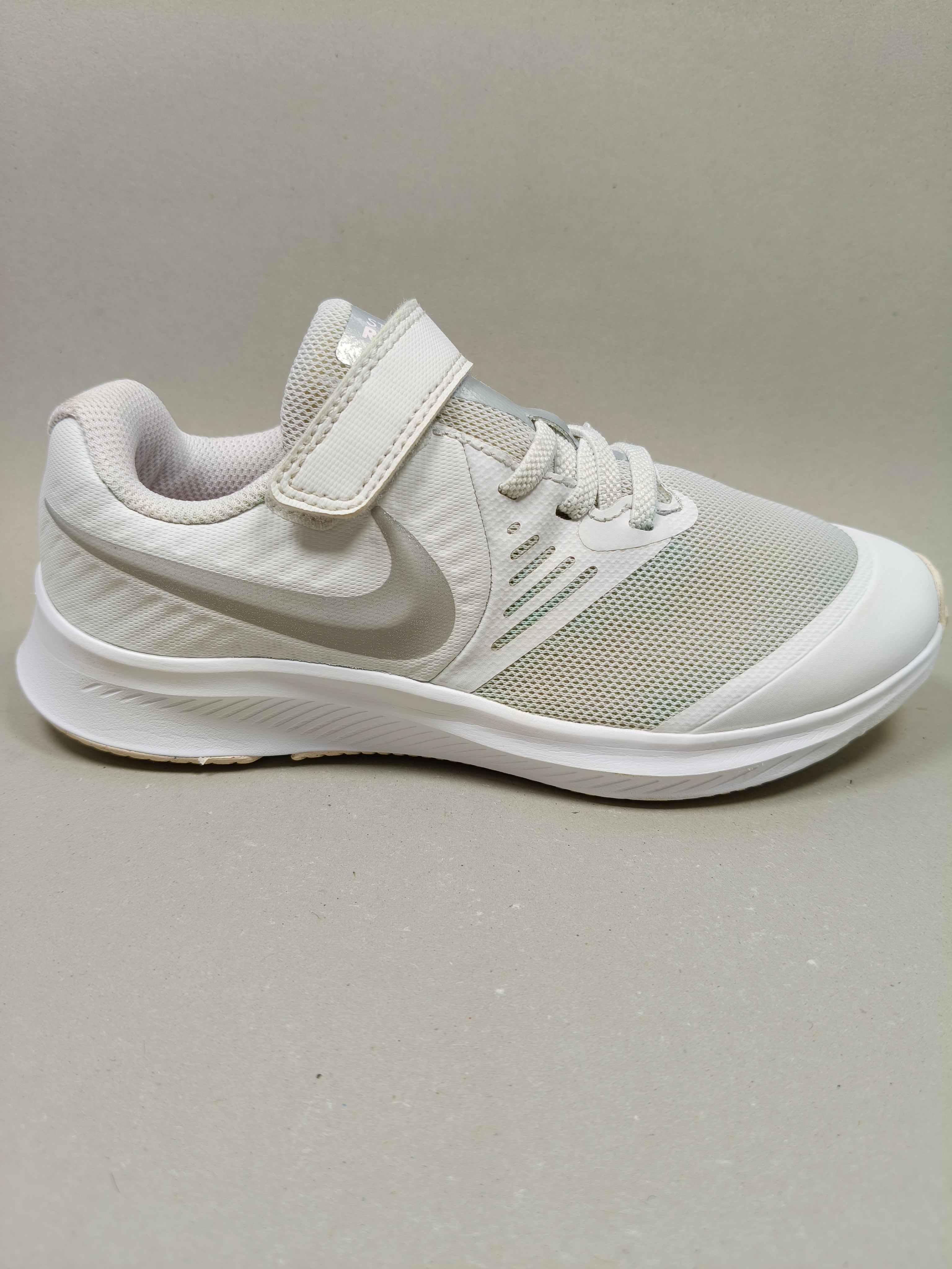 Nike Star Runner . Size : EUR  33 | Premium
