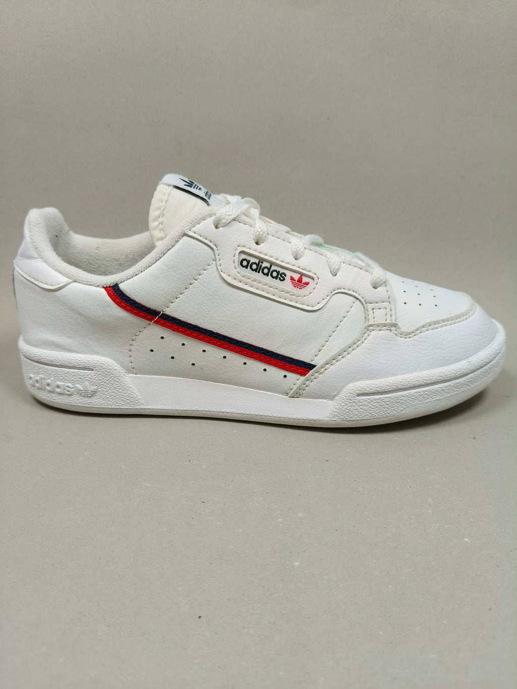 Adidas Continental . Size : EUR  35 | Premium