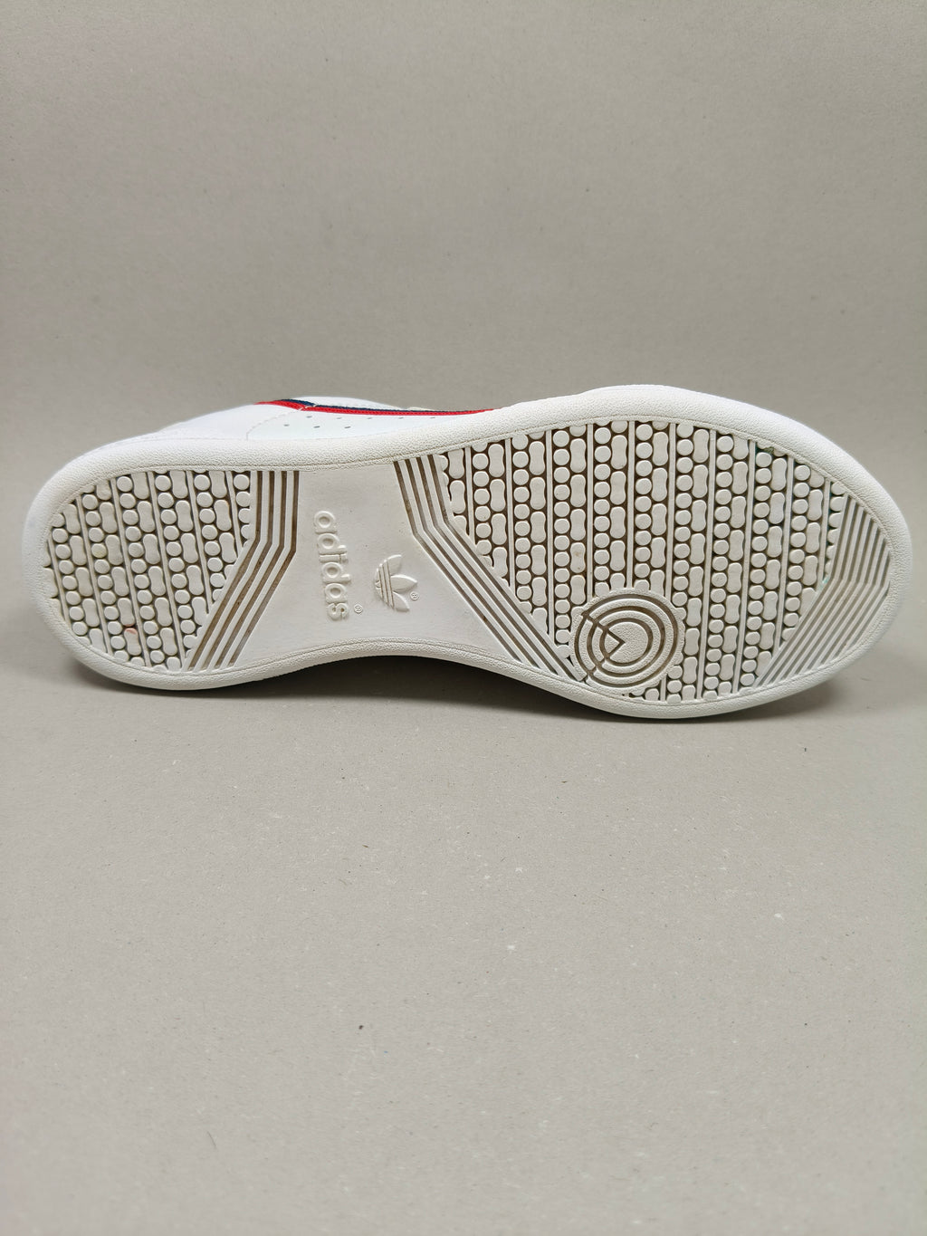 Adidas Continental . Size : EUR  35 | Premium