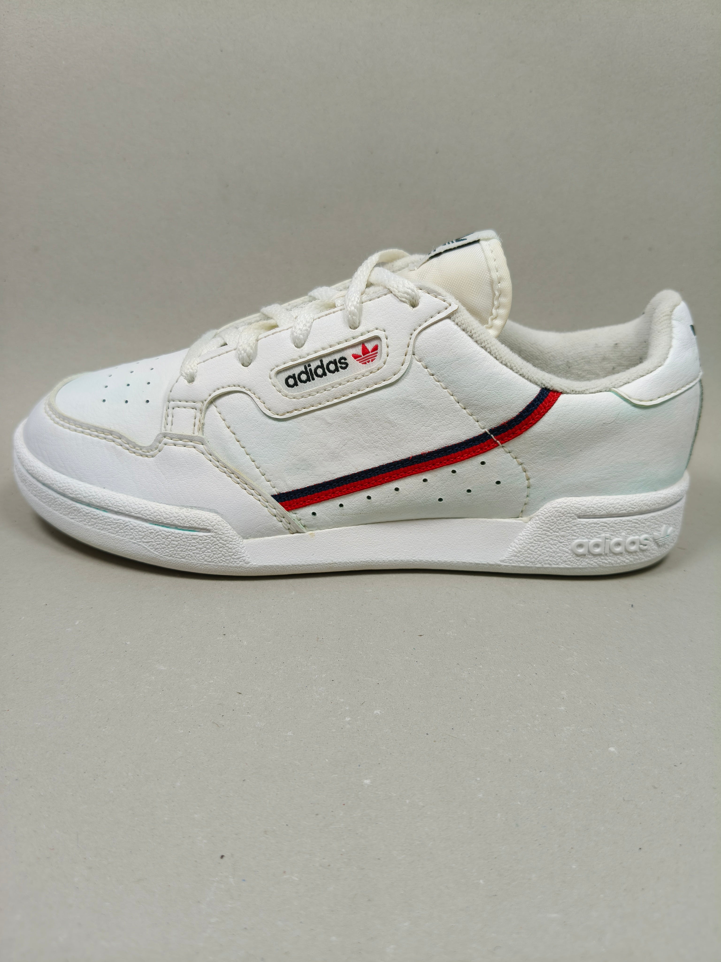 Adidas Continental . Size : EUR  35 | Premium