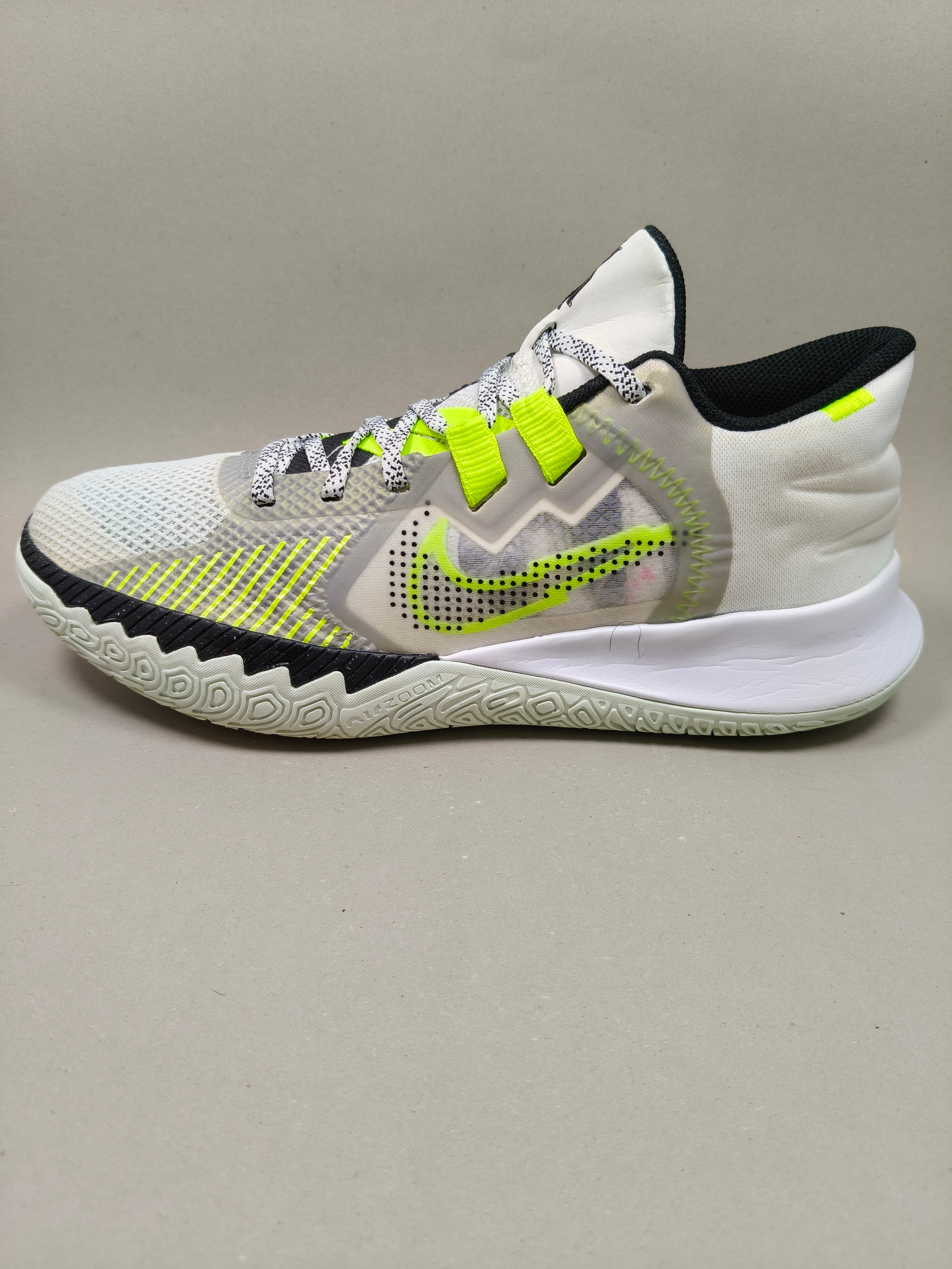 Nike Kyrie Flytrap . Size : EUR  42 | Premium