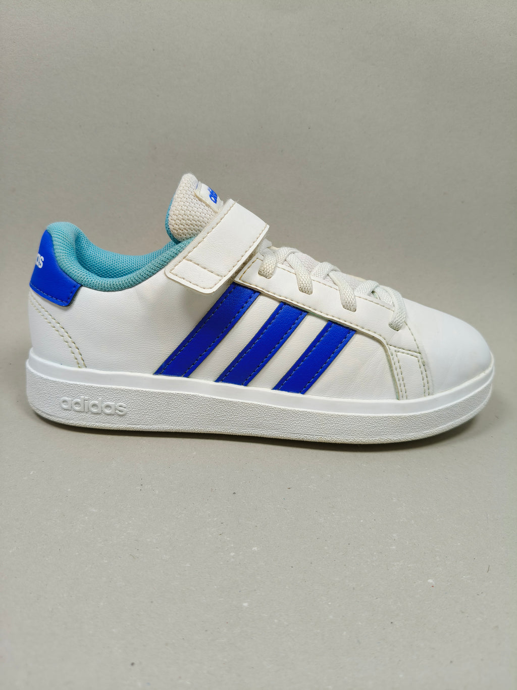 Adidas Grand Court . Size : EUR 32 | Excellent