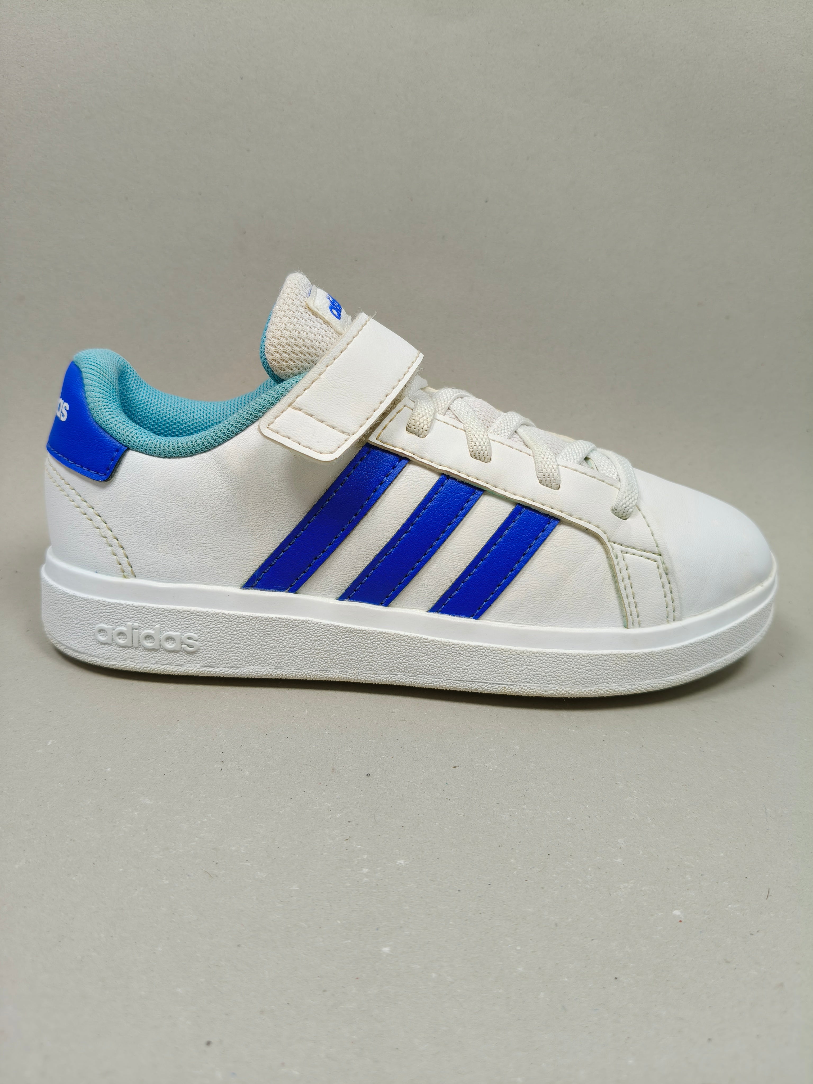 Adidas Grand Court . Size : EUR 32 | Excellent