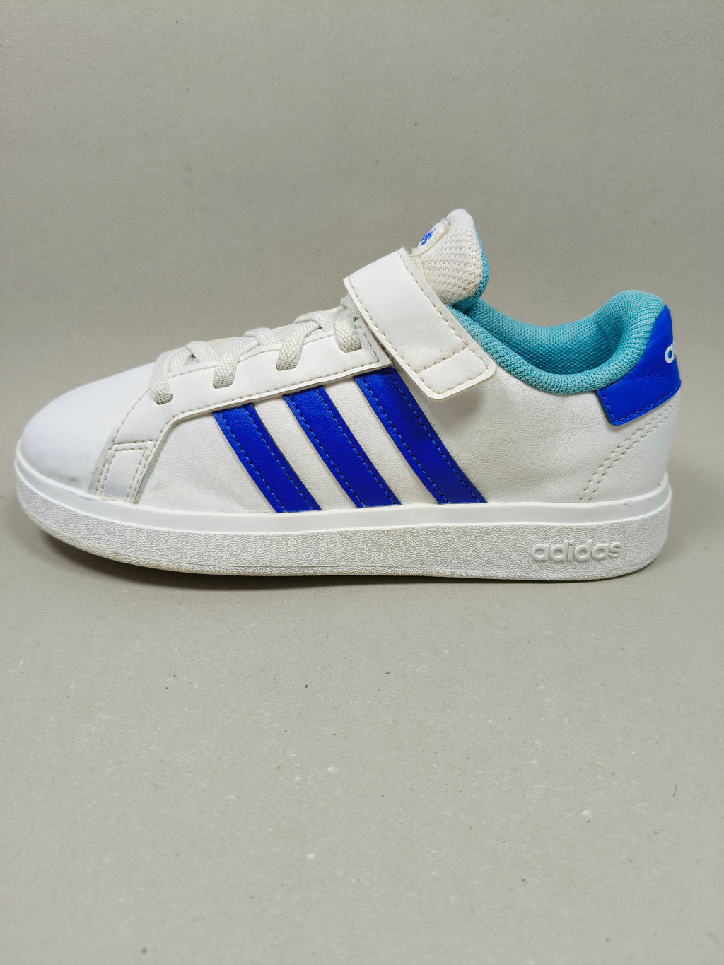 Adidas Grand Court . Size : EUR 32 | Excellent