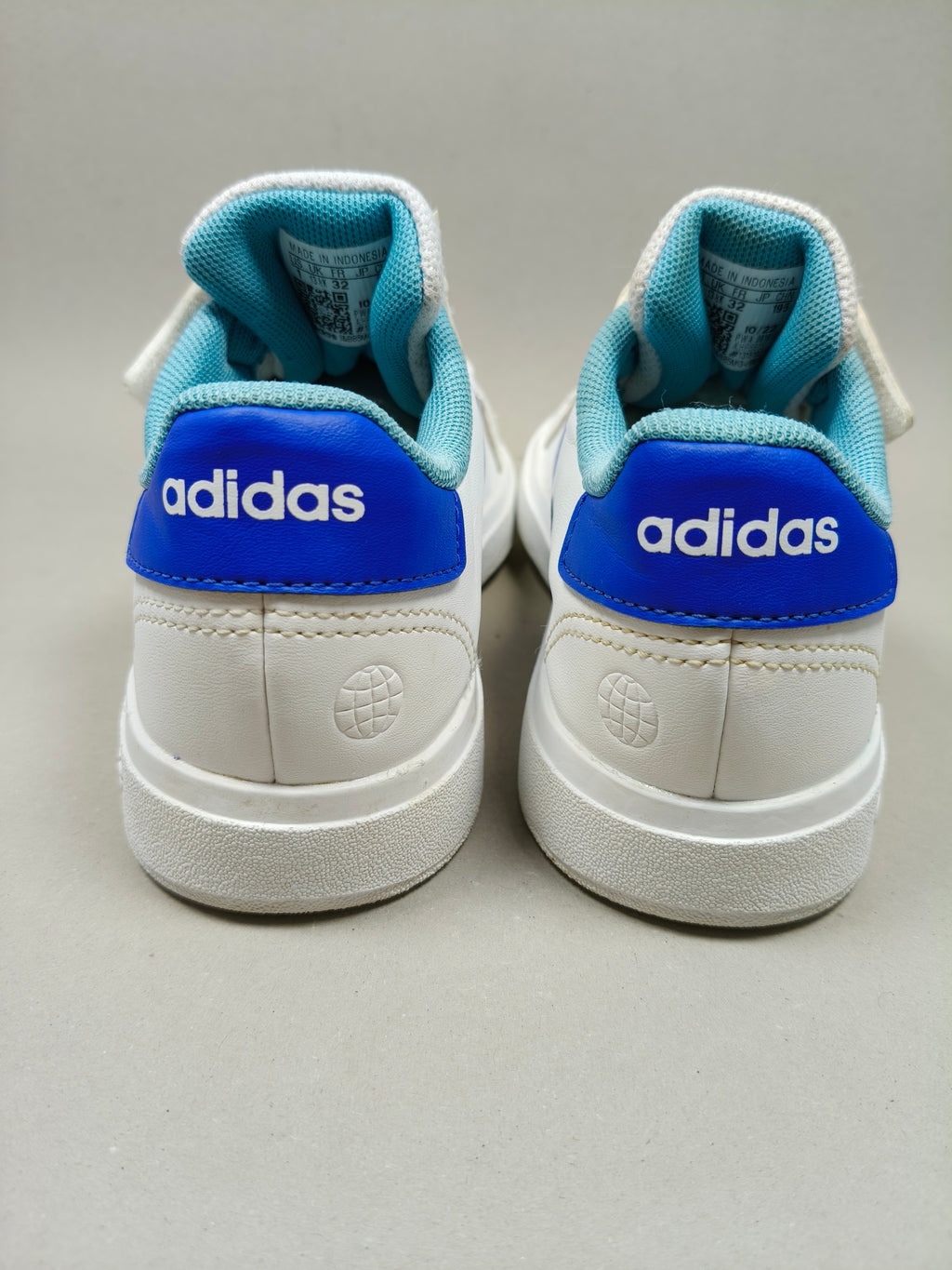 Adidas Grand Court . Size : EUR 32 | Excellent