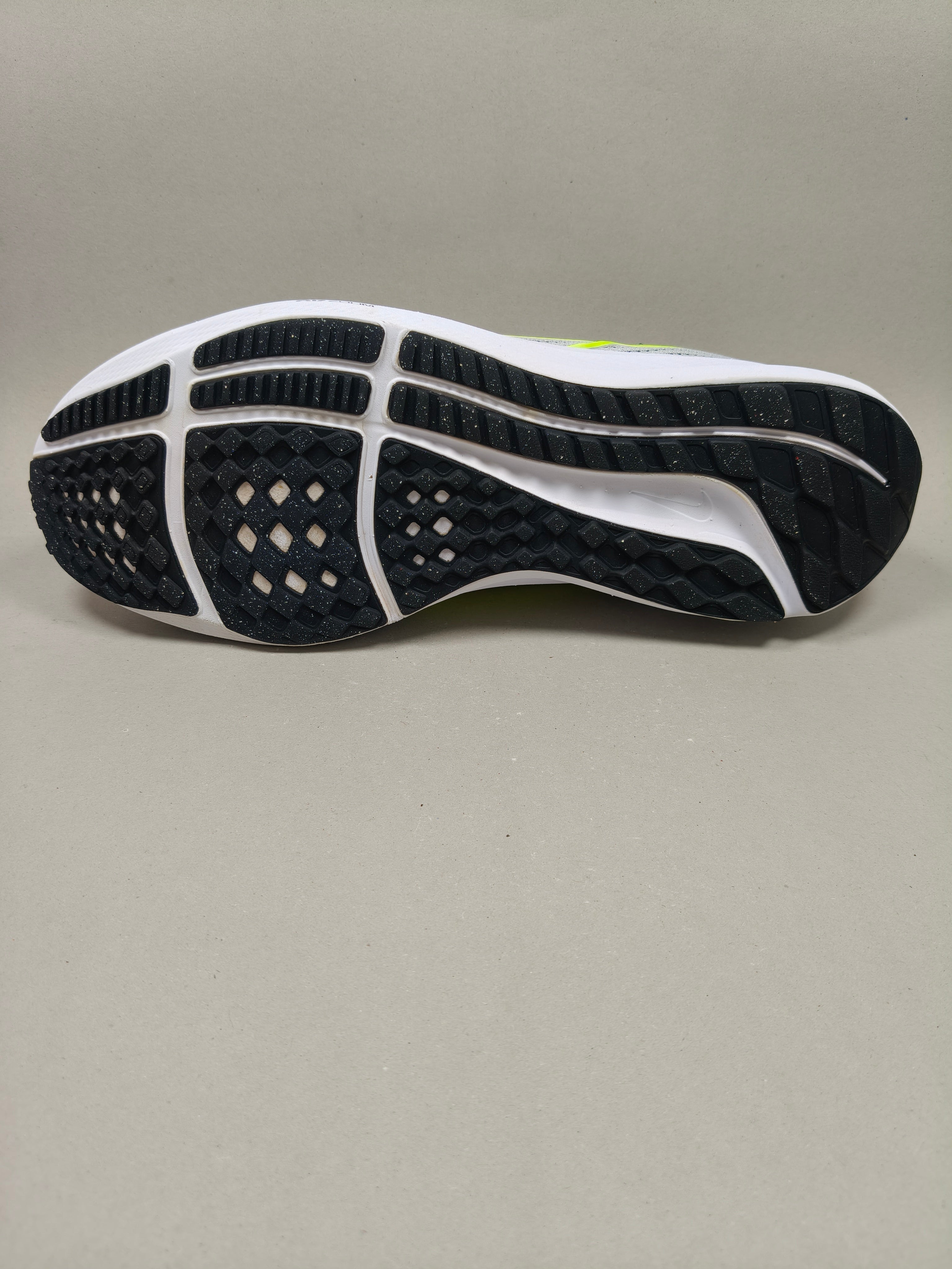 Nike Zoom Pegasus 40 Uk 10 | Eur 45 Condition : Premium