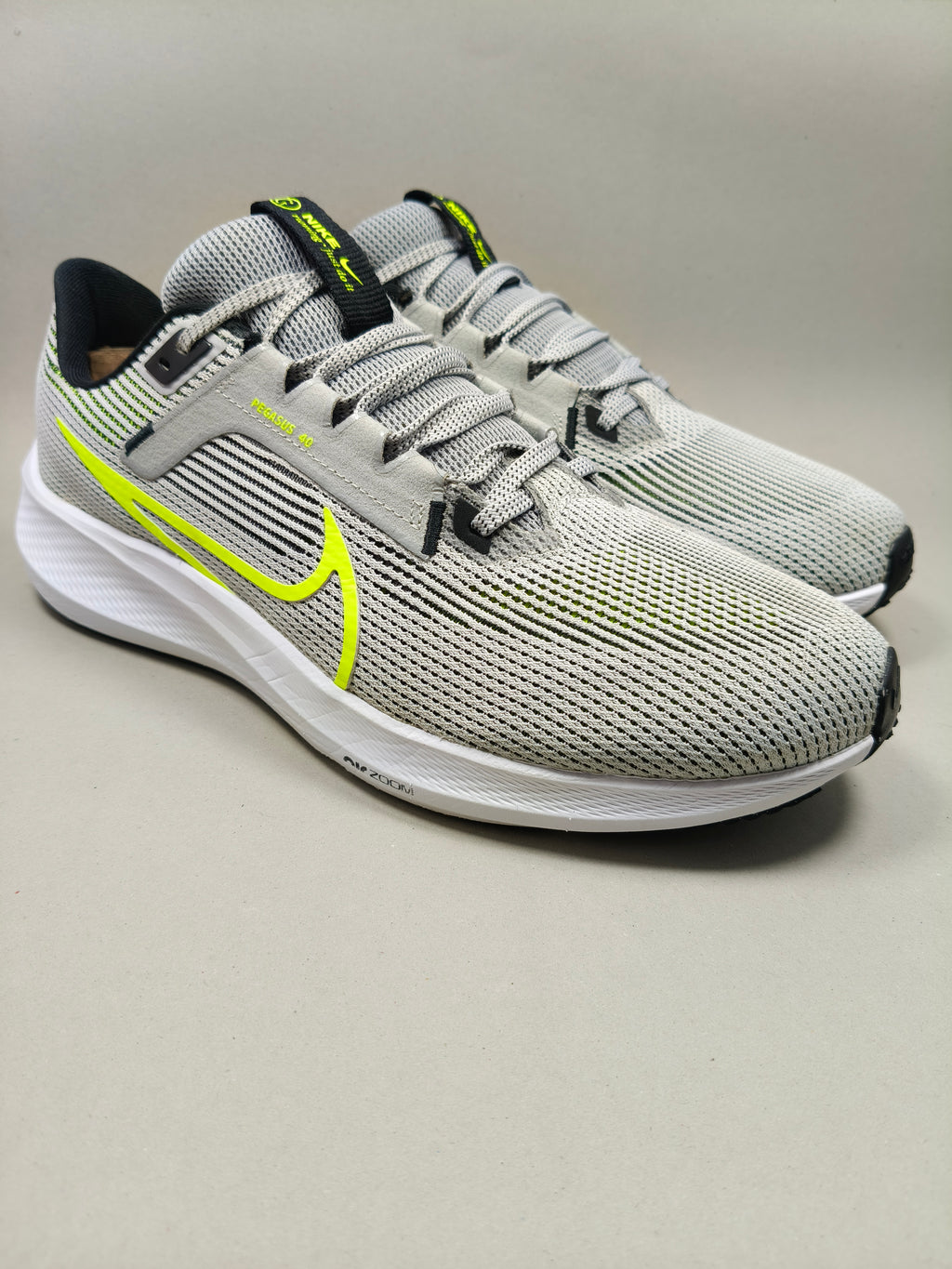 Nike Zoom Pegasus 40 Uk 10 | Eur 45 Condition : Premium