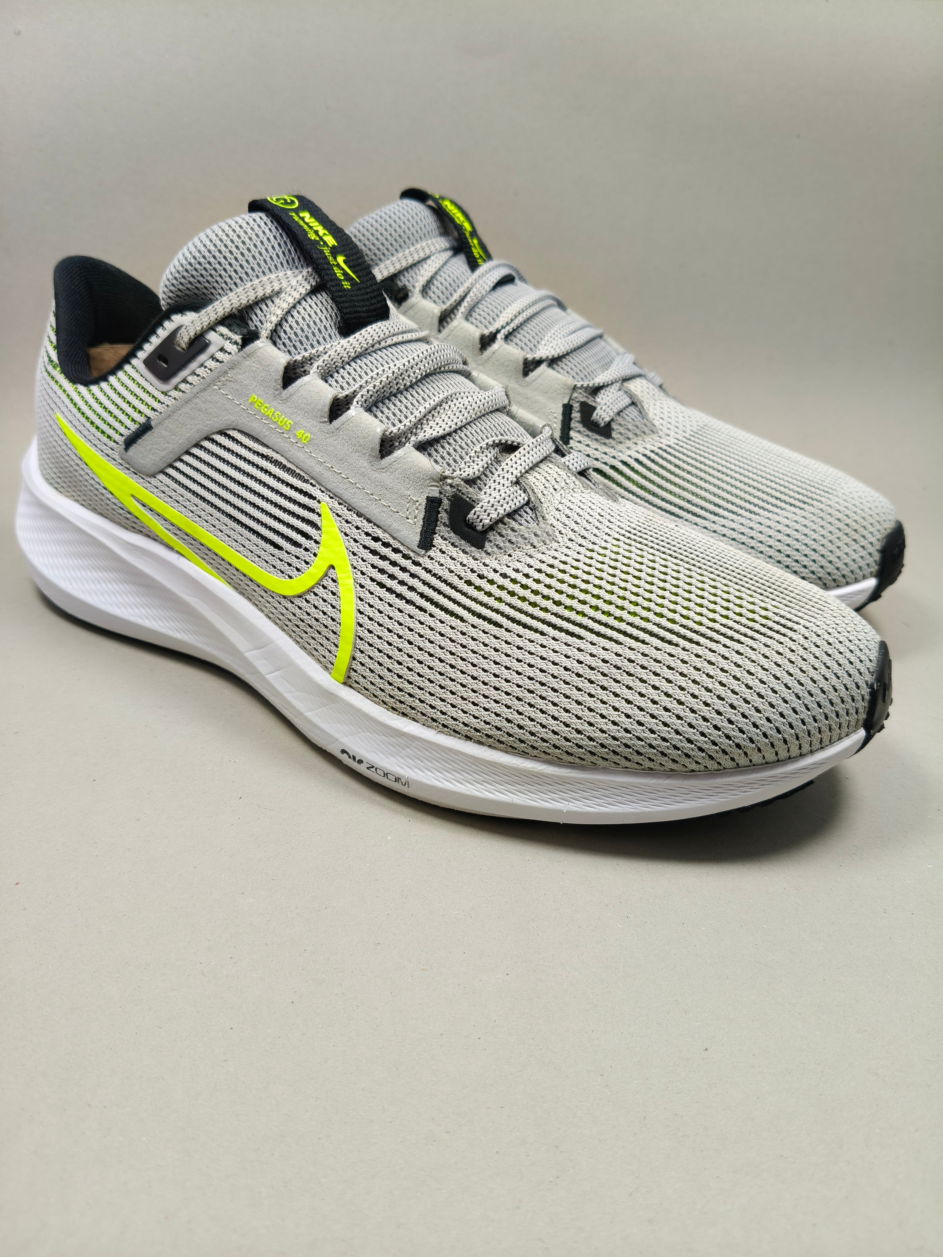 Nike Zoom Pegasus 40 Uk 10 | Eur 45 Condition : Premium