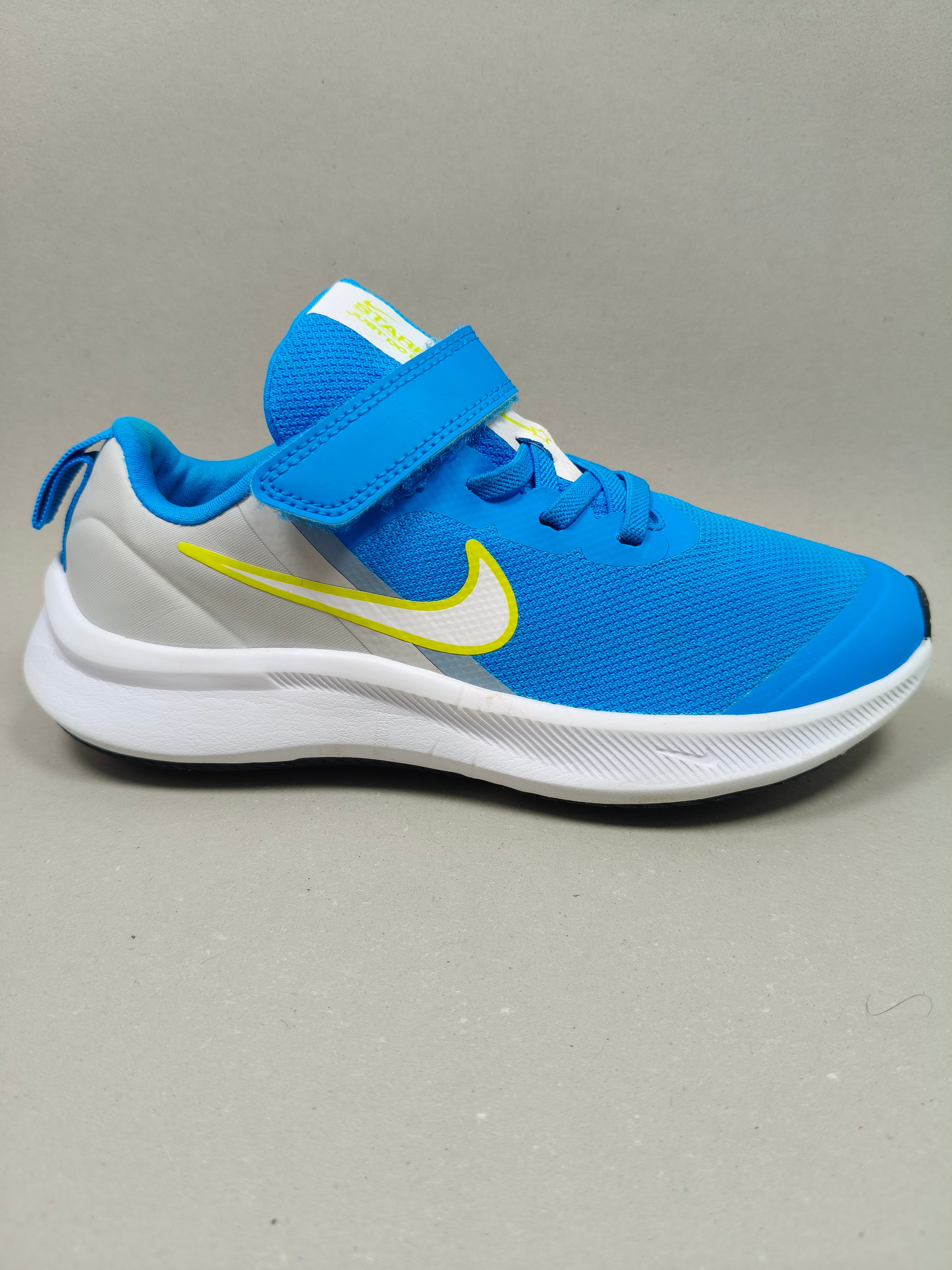 Nike Star Runner 3 EUR  : 32 : Premium