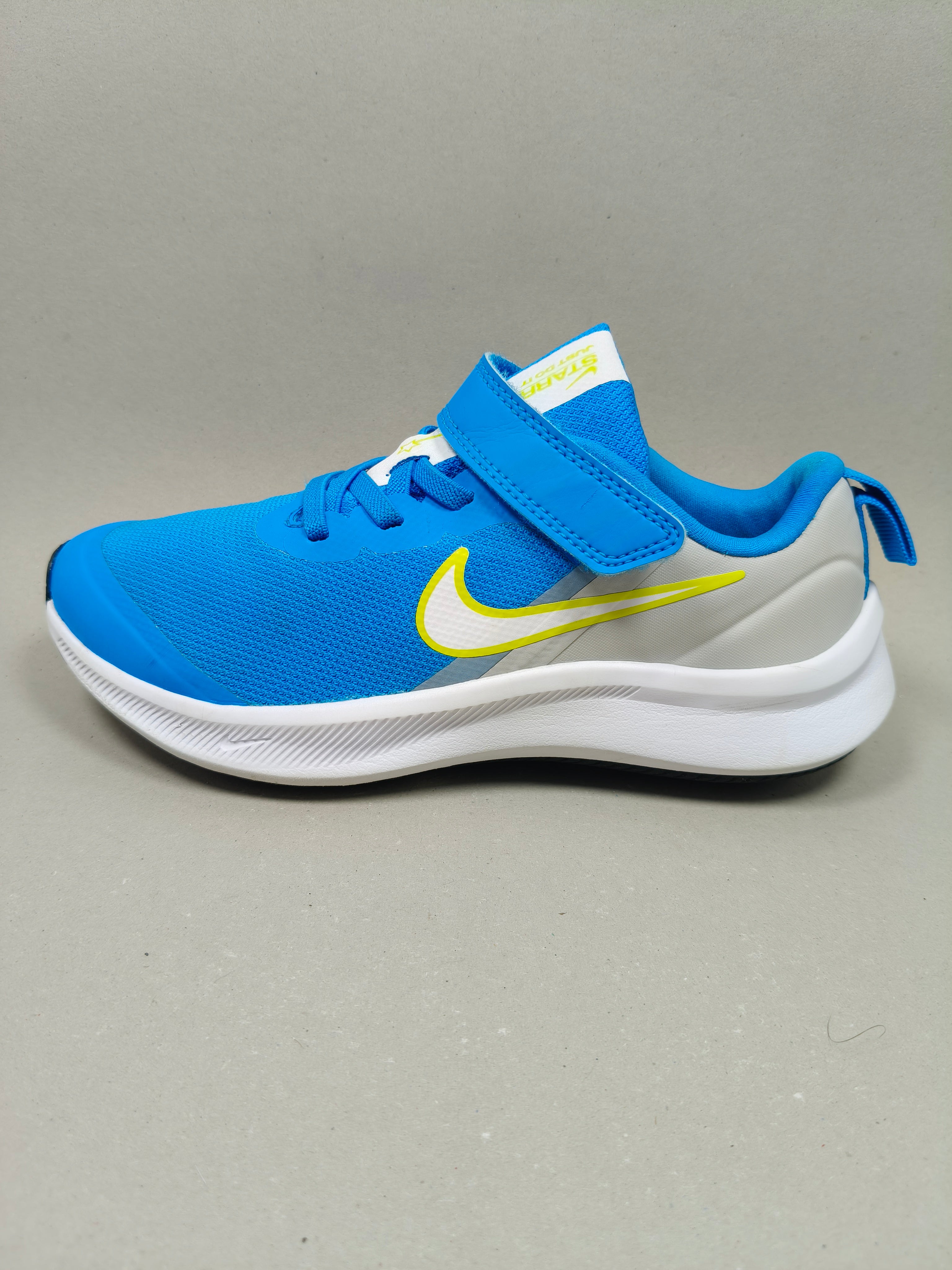 Nike Star Runner 3 EUR  : 32 : Premium