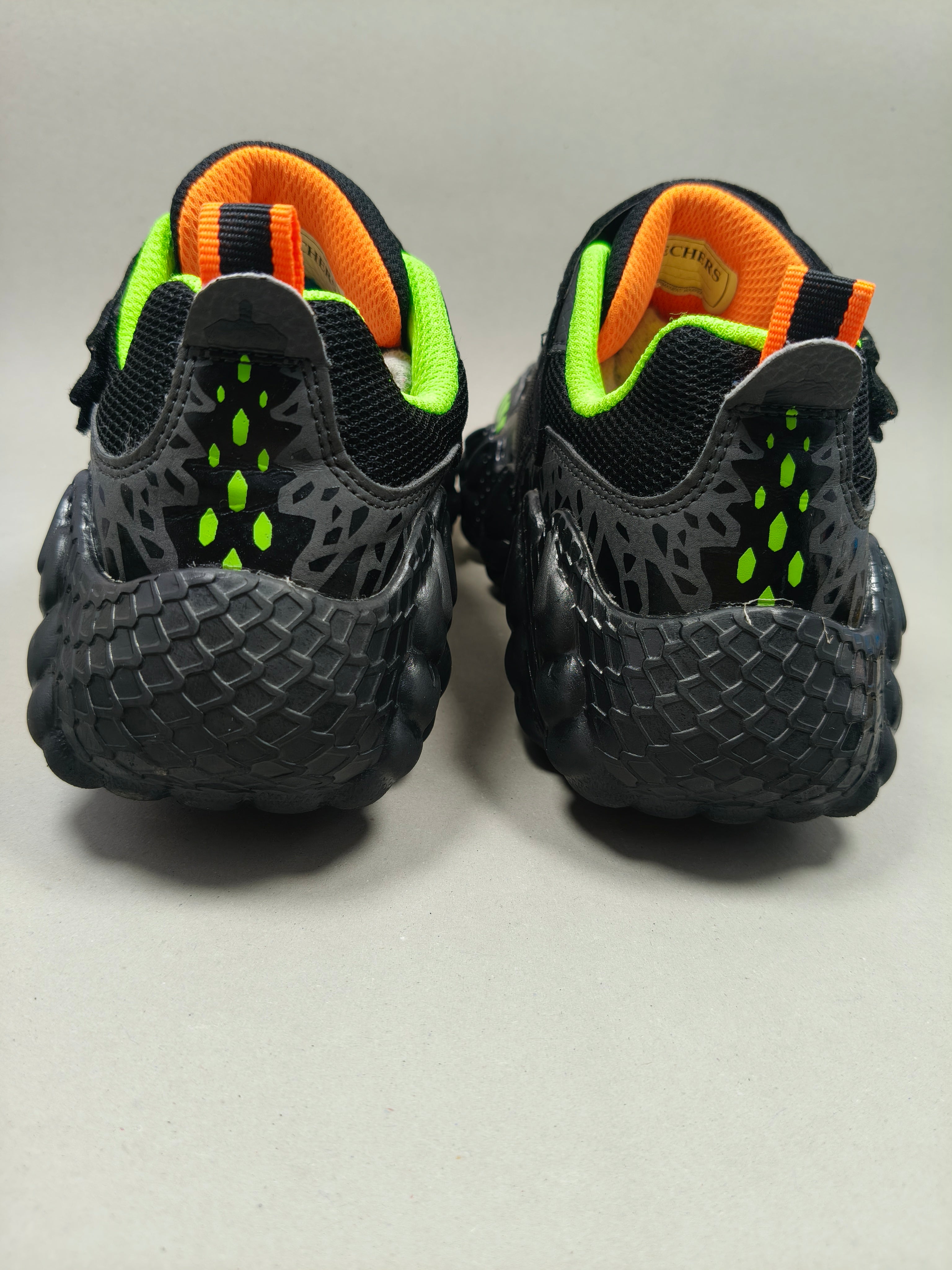 Skechers Dino Tracker EUR : 34 : Premium