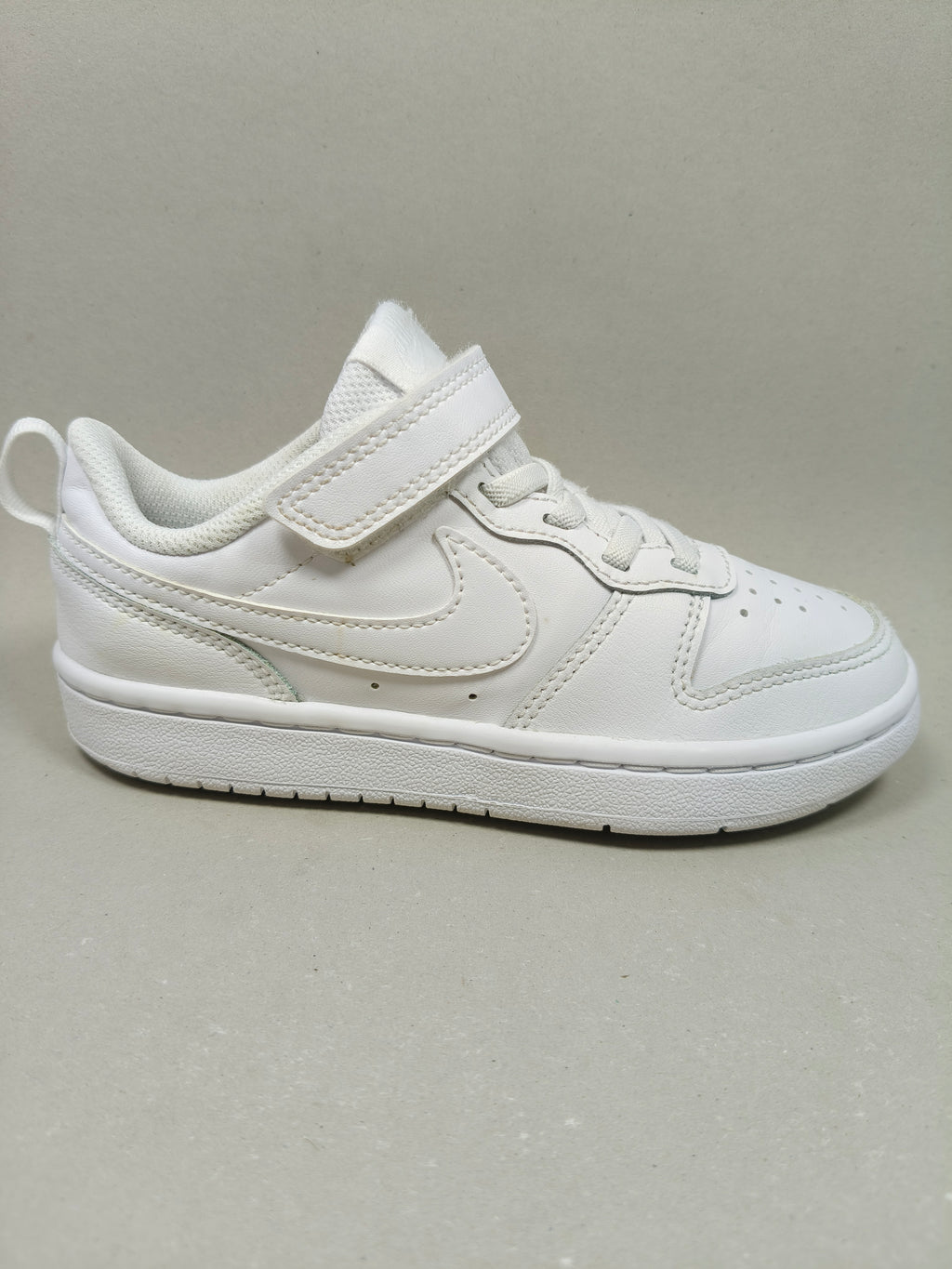 Nike Court borough low . Size : EUR  30 |  Excellent |