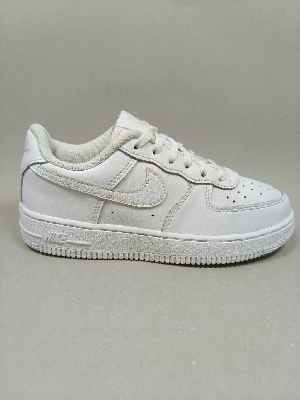 Nike Air Force 1 EUR : 33 : Premium