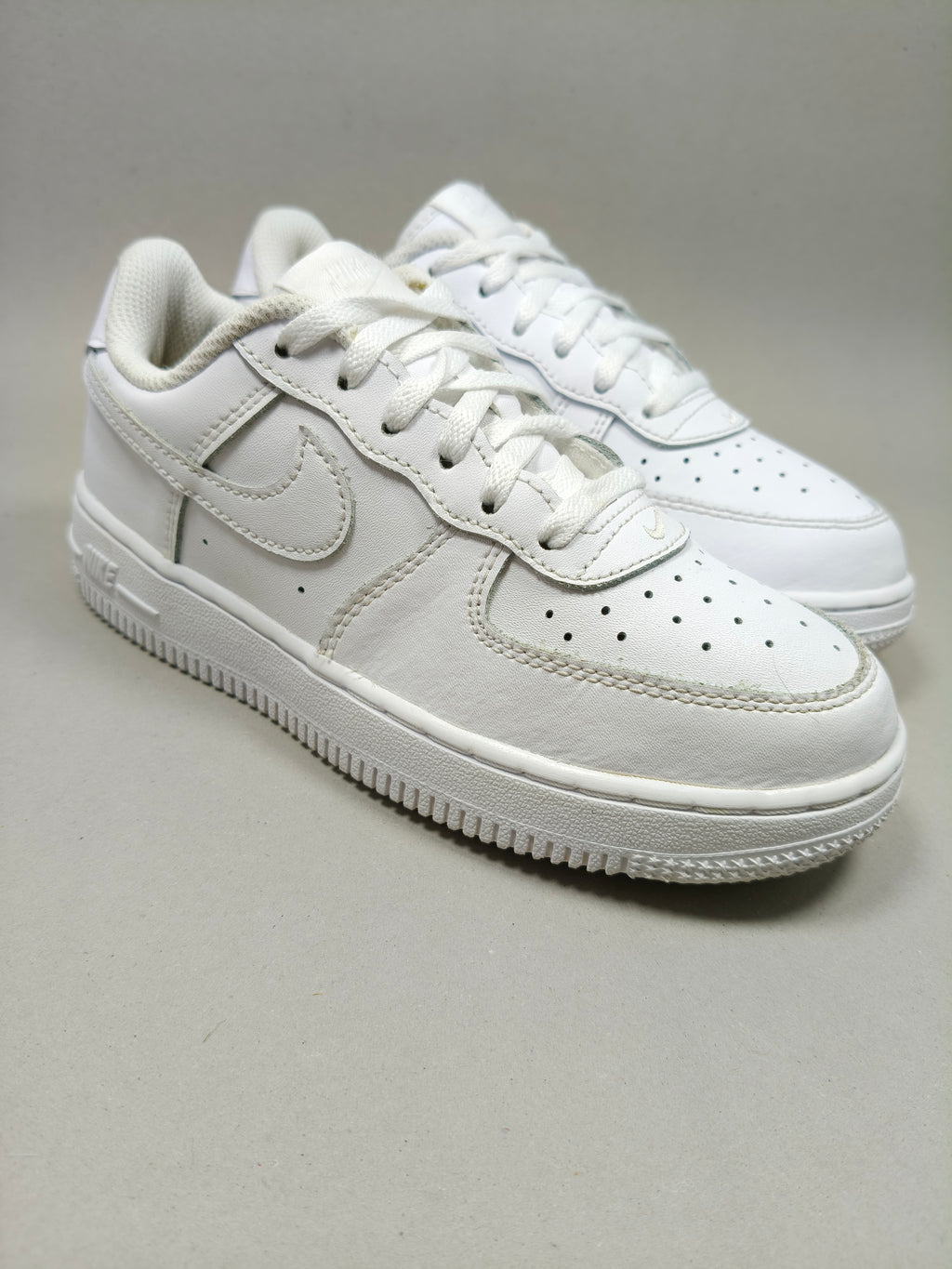 Nike Air Force 1 EUR : 33 : Premium