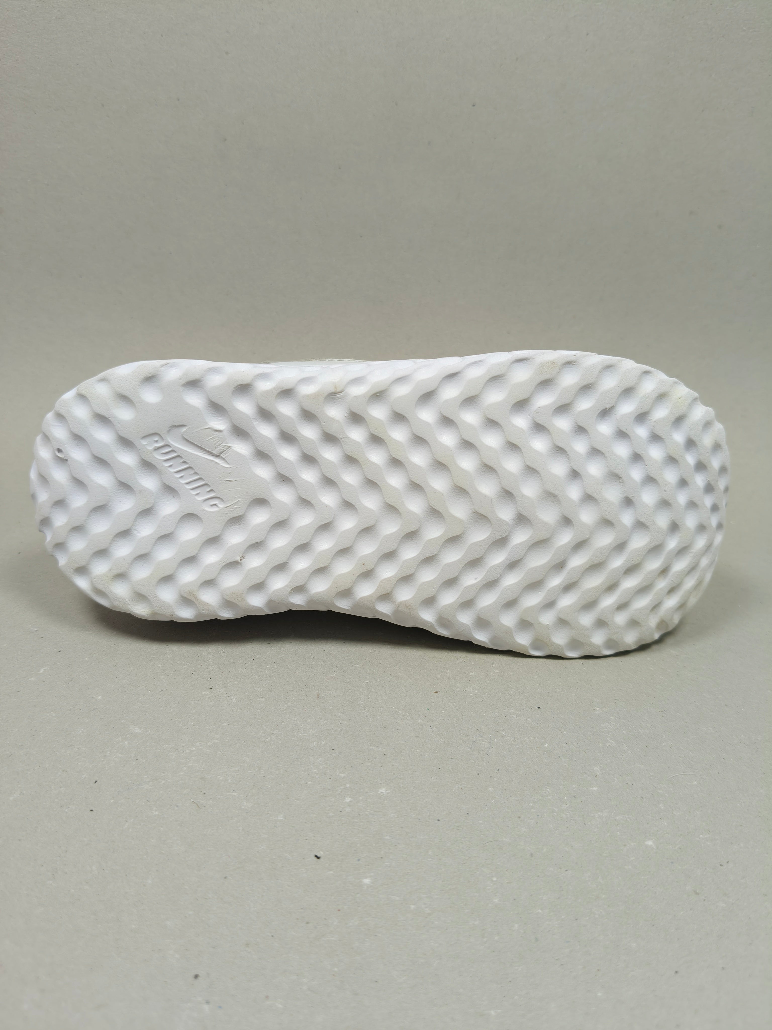 Nike Revolution 5 . Size : EUR 26 | Premium