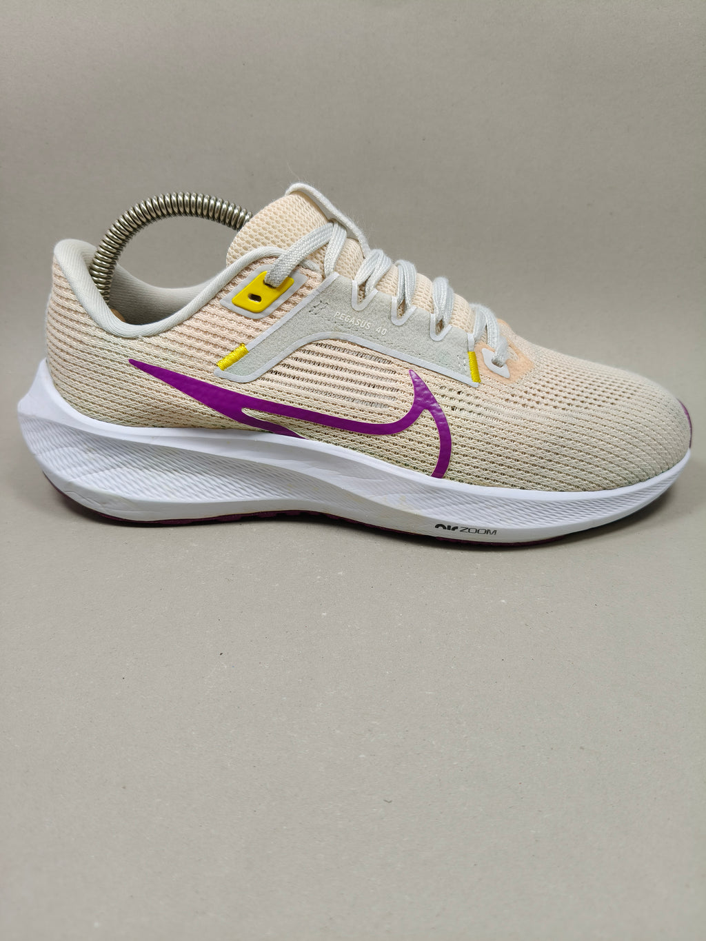 Nike Zoom Pegasus 40 . Size : EUR  38 | Premium