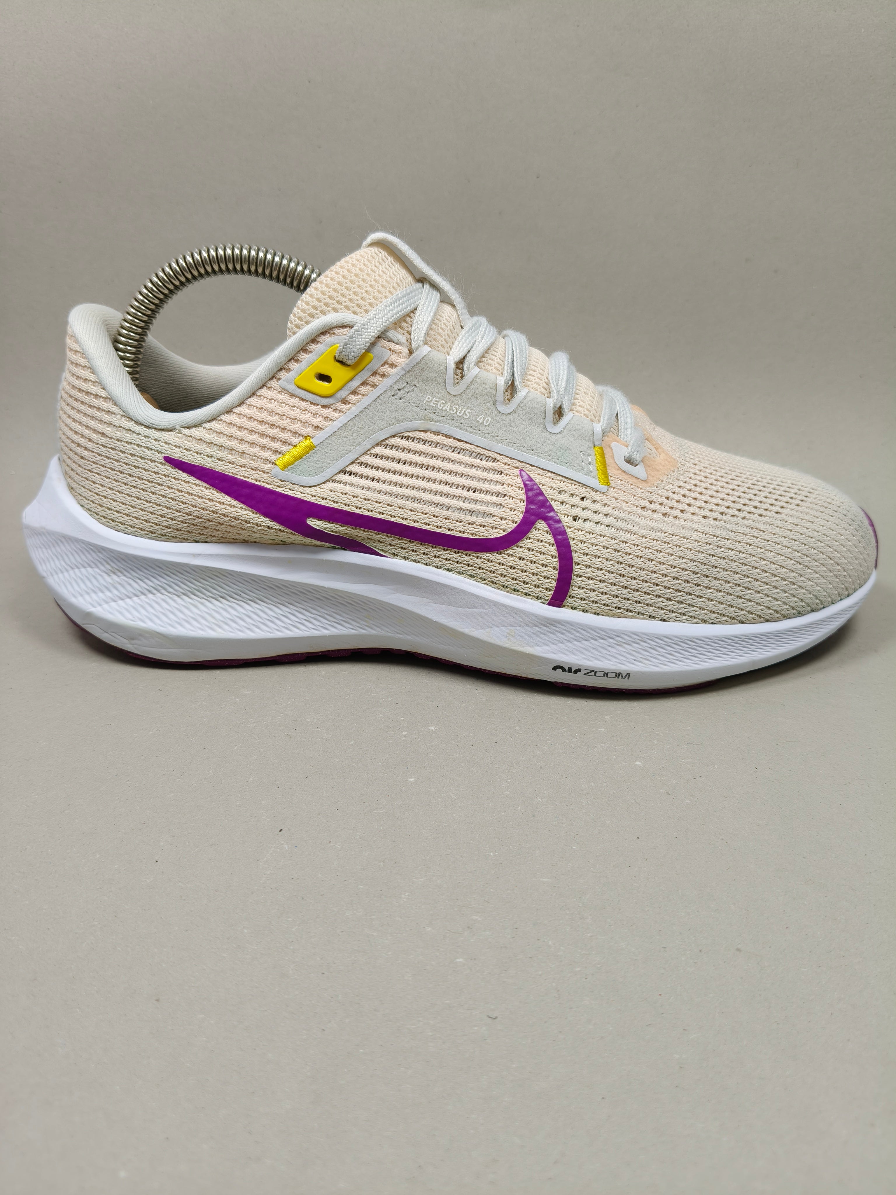 Nike Zoom Pegasus 40 . Size : EUR  38 | Premium