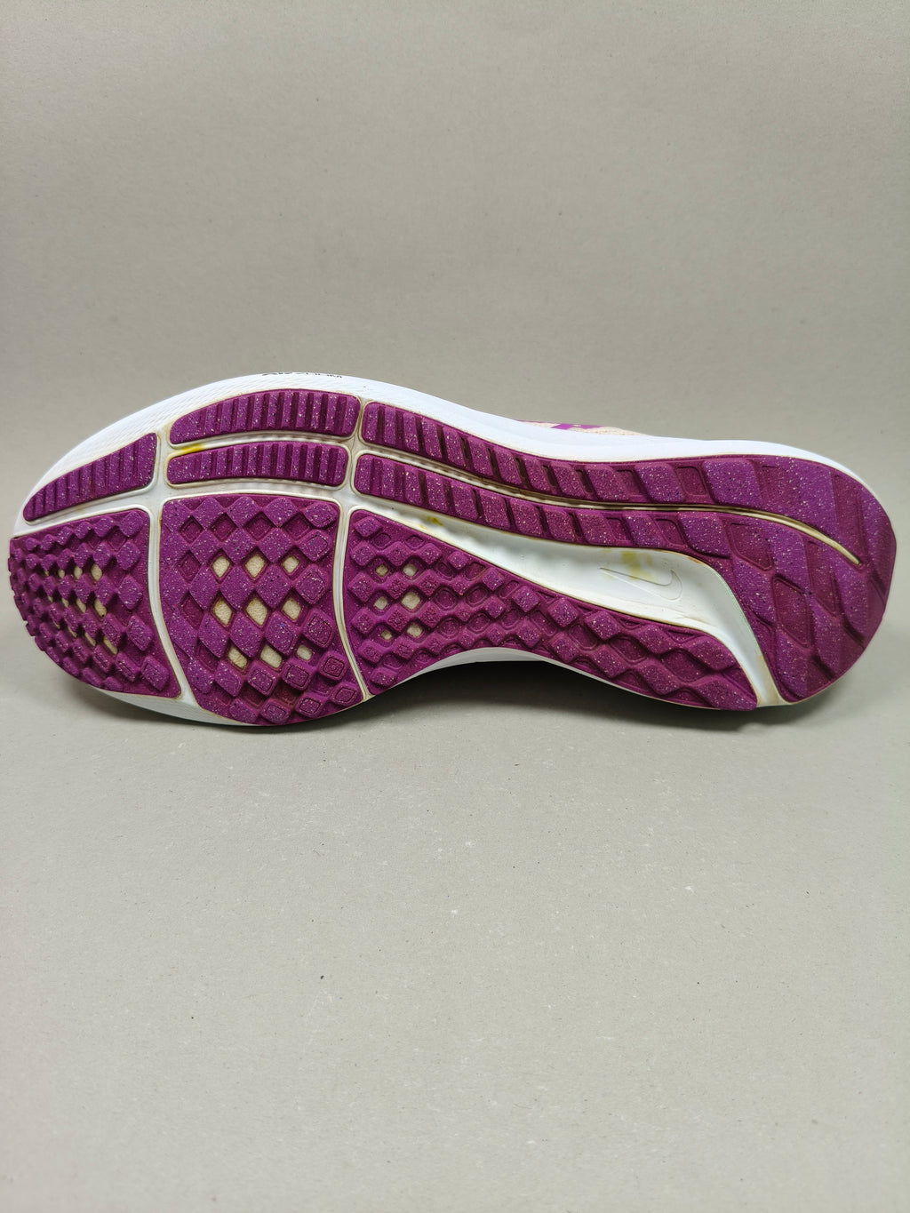 Nike Zoom Pegasus 40 . Size : EUR  38 | Premium