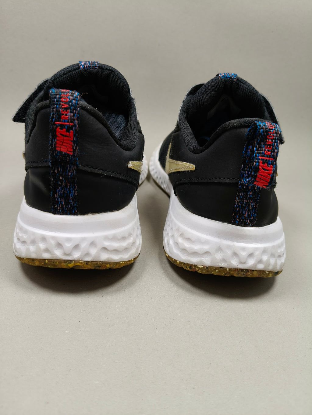 Nike Revolution . Size : EUR  35 | Excellent+